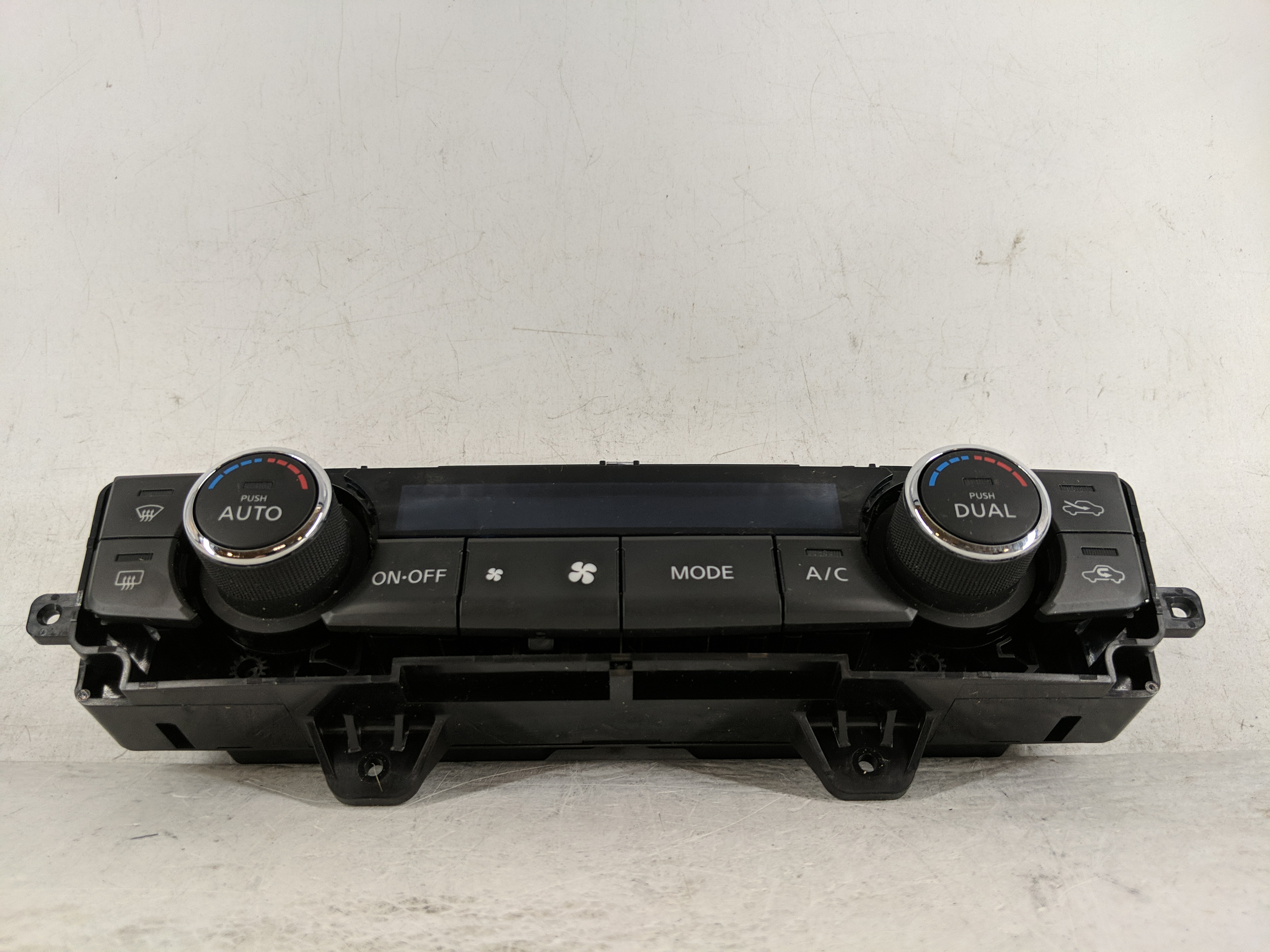 Picture of 2016-2021 Nissan Maxima Ac Heater Climate Control 27500 4ra0a 1190221