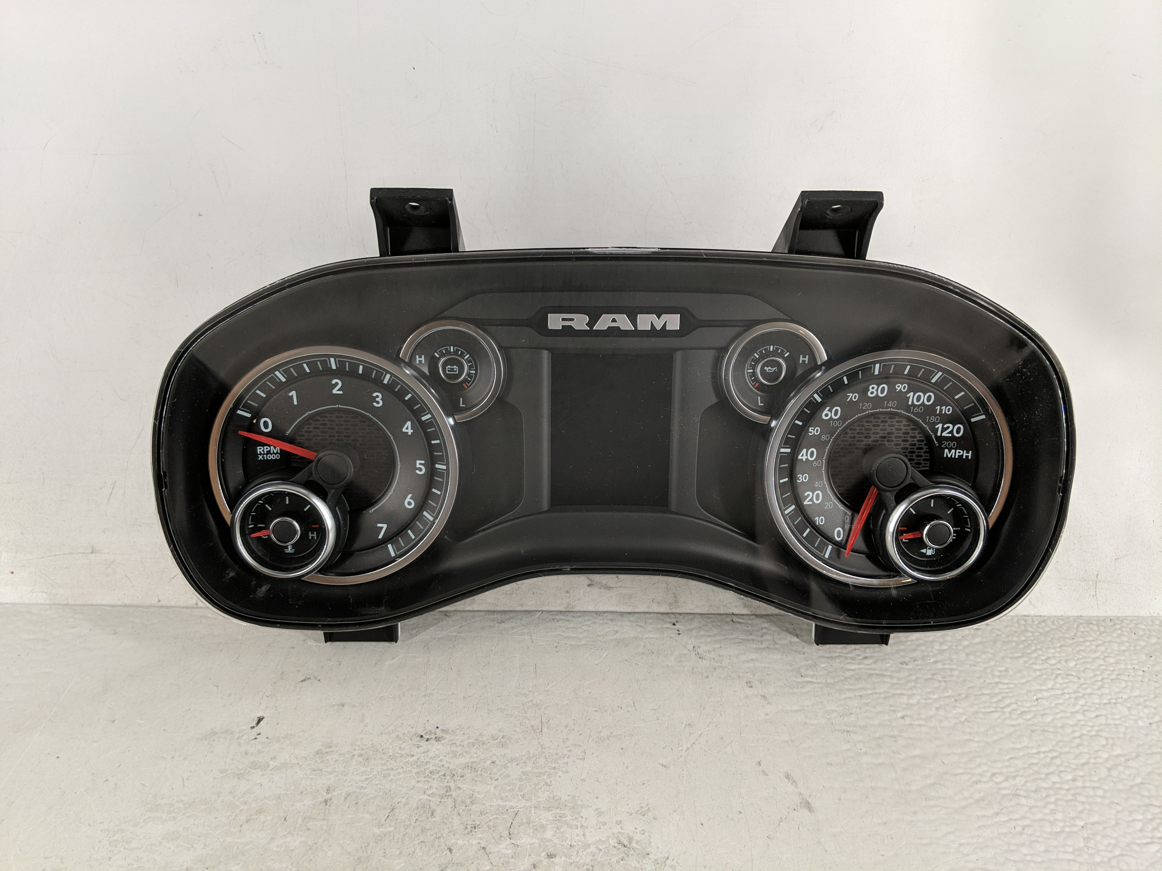 Dodge Ram 1500 Speedometer Instrument Cluster Gauges P68453467ad 1190241 - Oemusedautoparts1.com