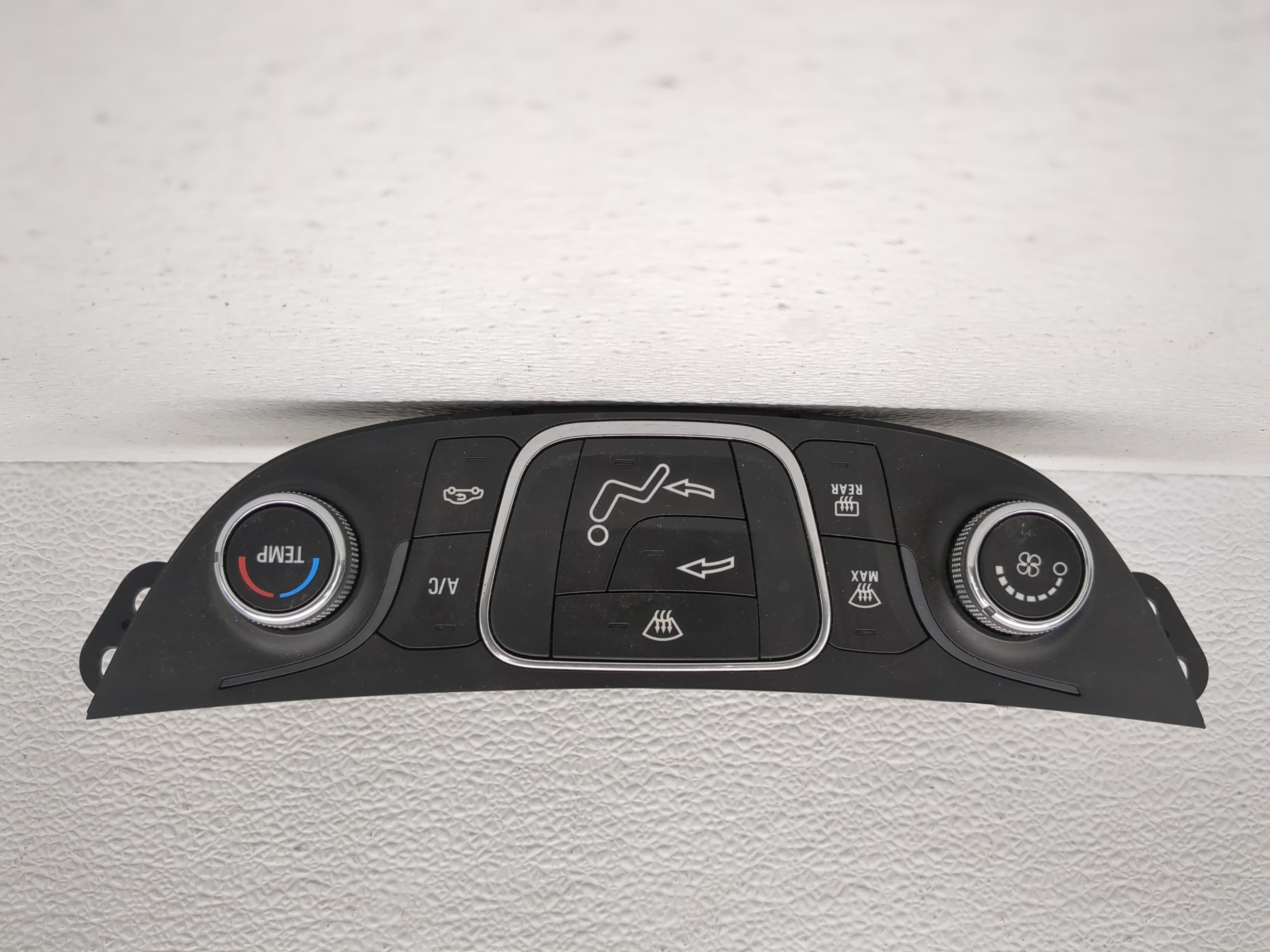 Picture of 2019-2021 Chevrolet Malibu Ac Heater Roof Climate Control 84426651 1190247