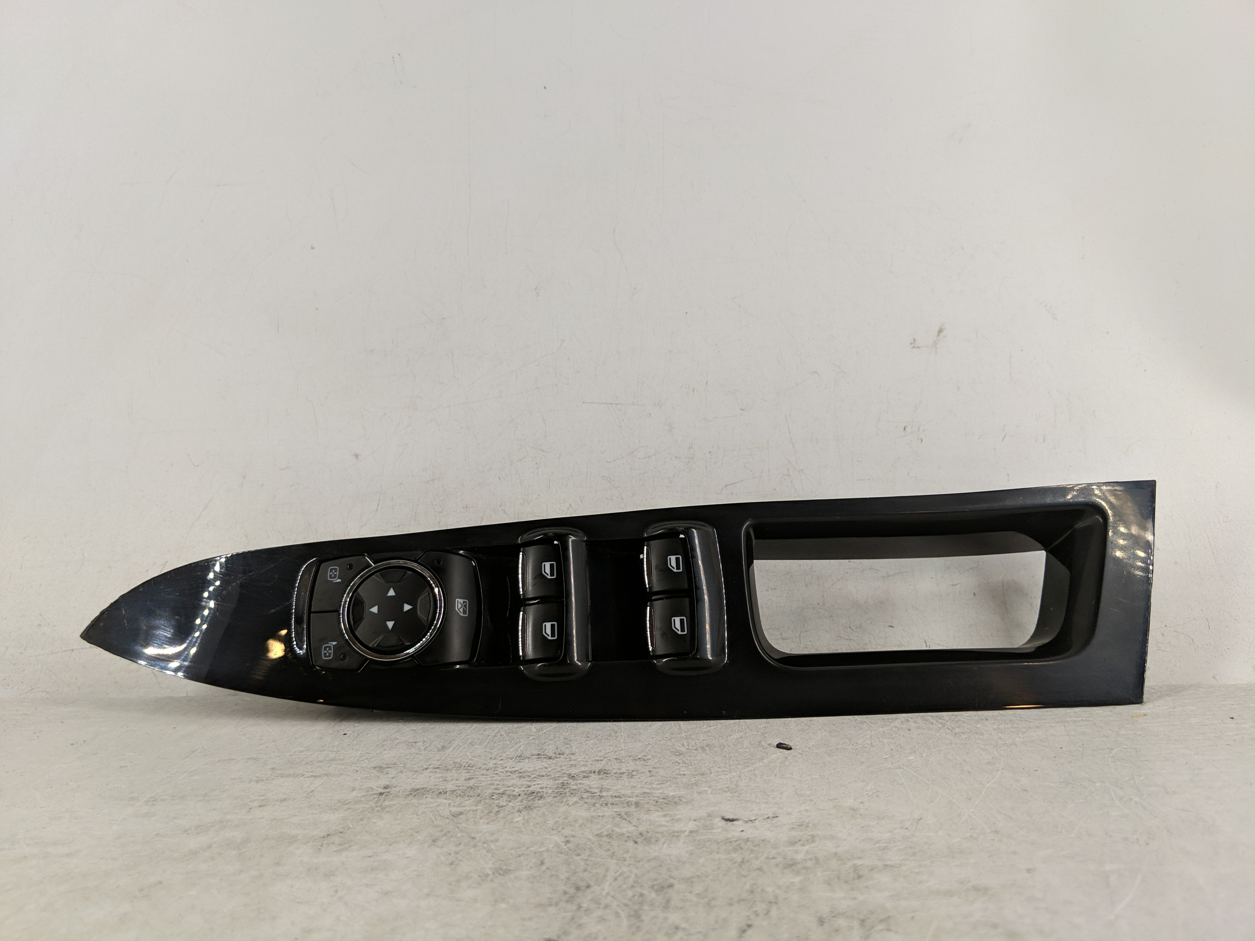 Picture of 2013-2020 Ford Fusion Driver Left Door Master Power Window Switch 1190280