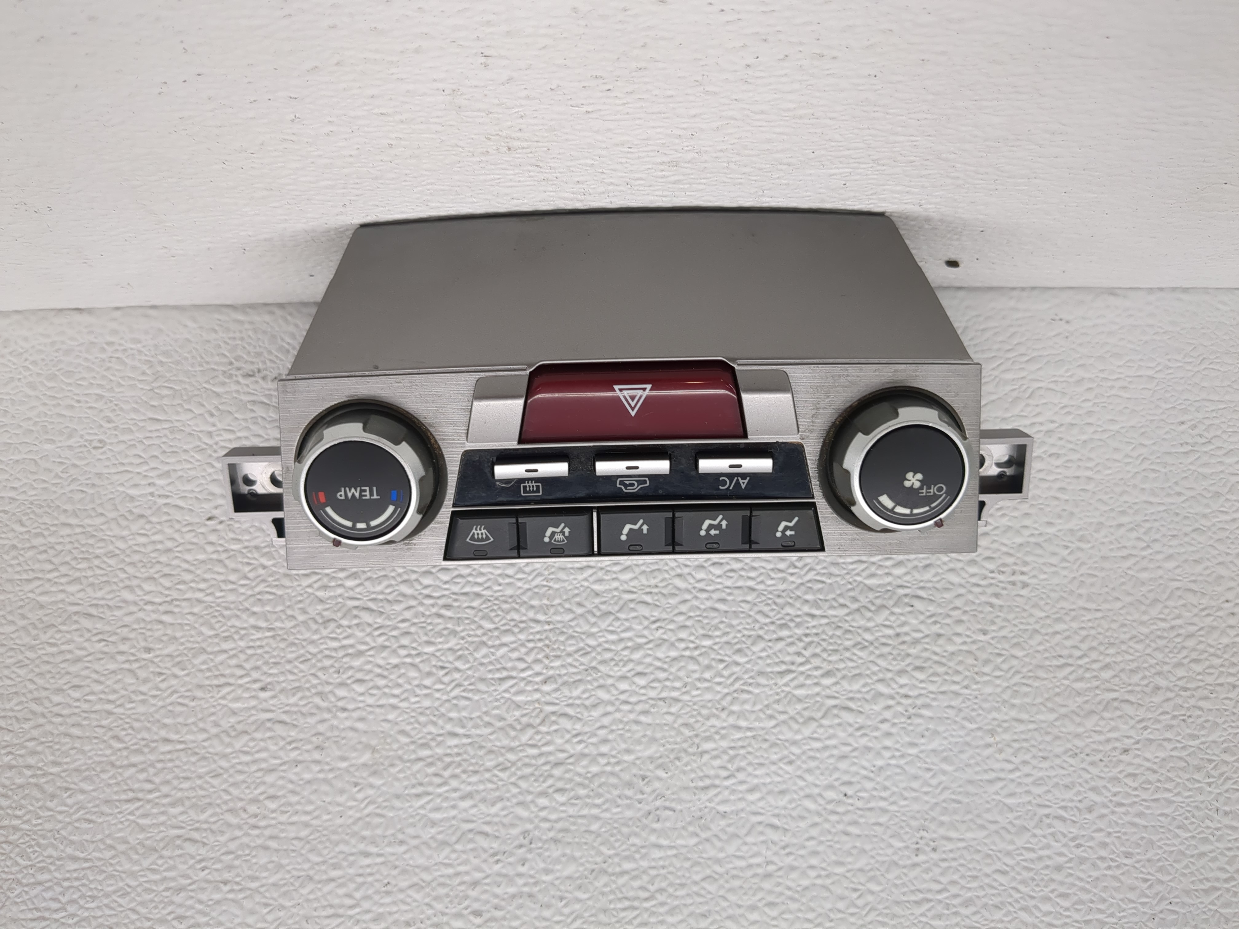 Picture of 2010-2014 Subaru Legacy Ac Heater Roof Climate Control 72311aj08a 1190289