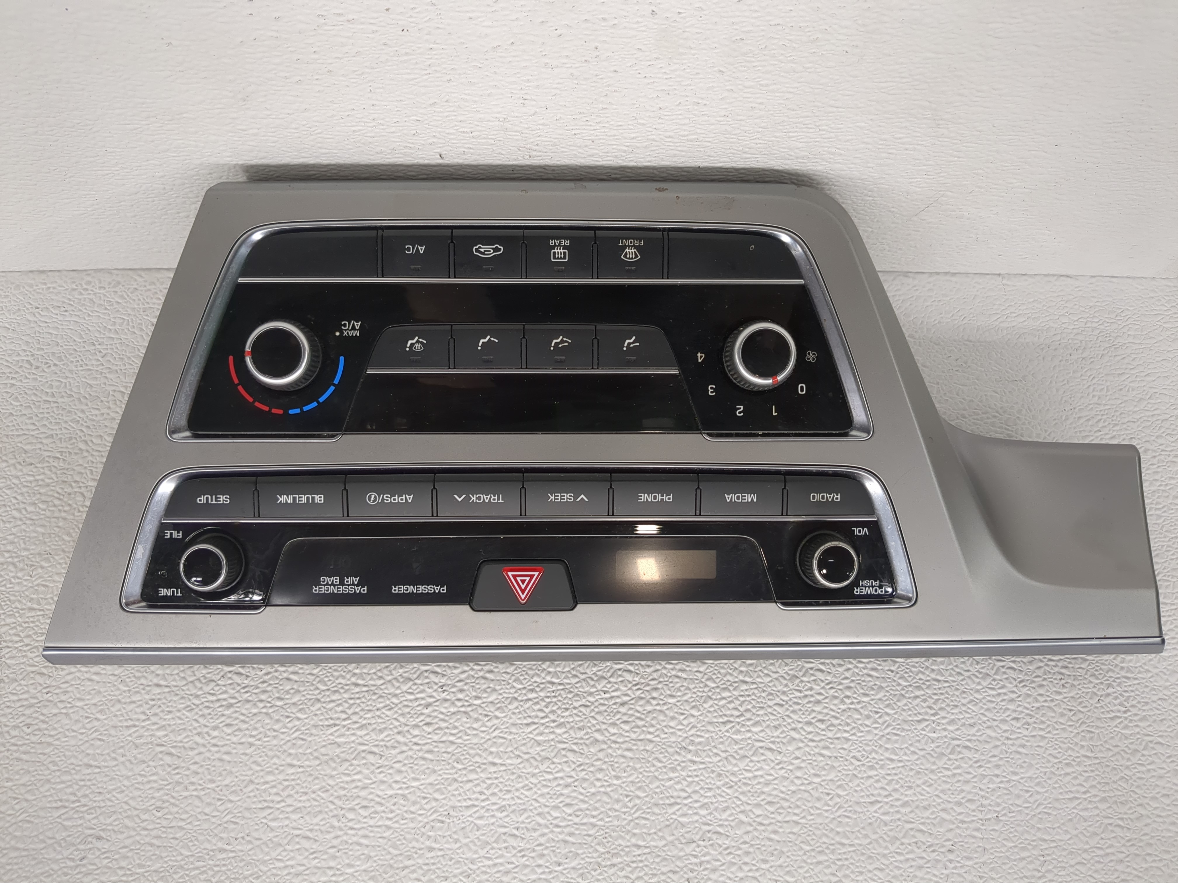 Picture of 2015-2017 Hyundai Sonata Ac Heater Climate Control Temperature Oem 1190312