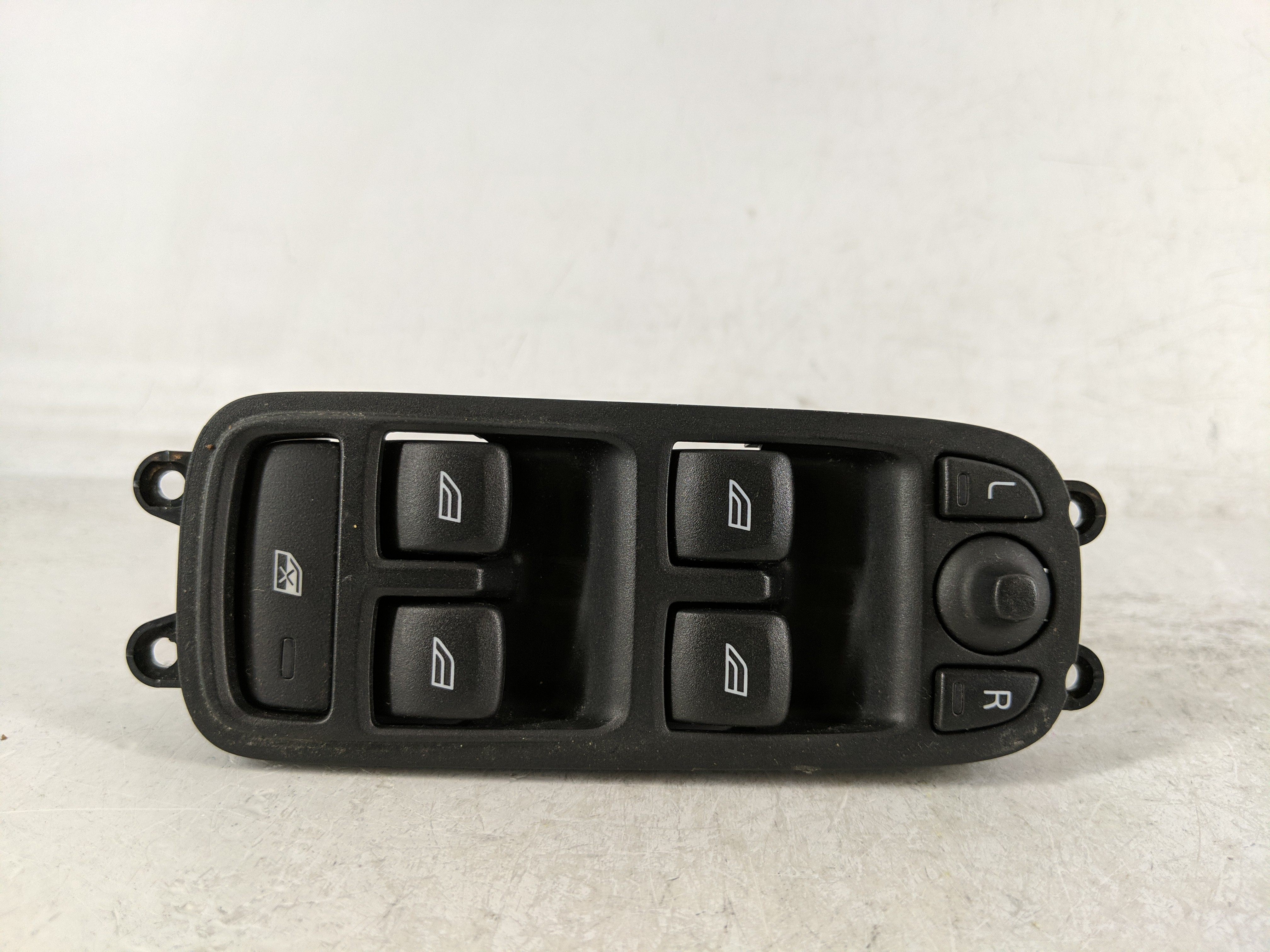Picture of 2011-2013 Volvo S60 Driver Left Door Master Power Window Switch 1190347