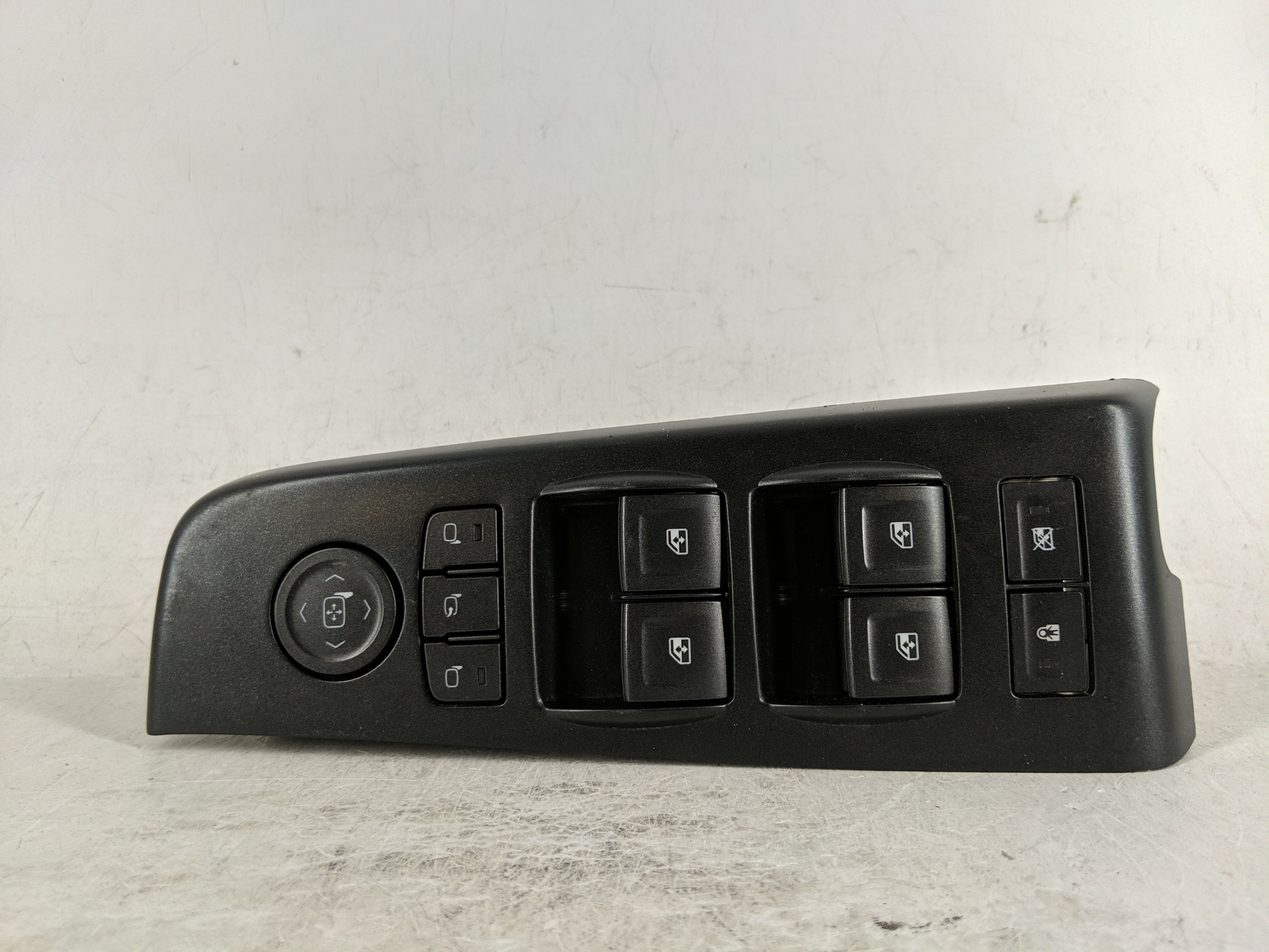 Picture of 2015-2020 Chevrolet Tahoe Driver Left Door Master Power Window Switch 1190362