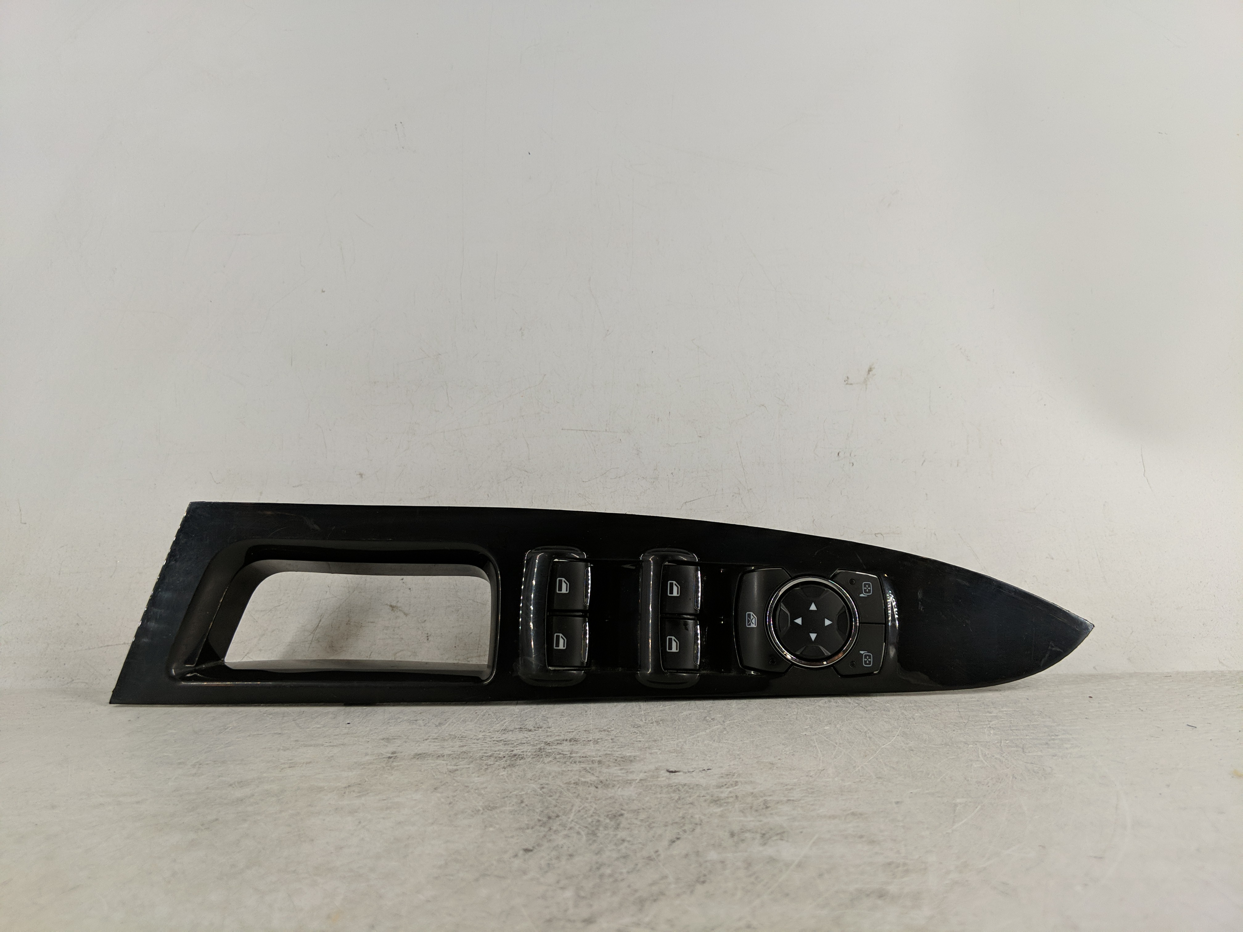 Picture of 2013-2020 Ford Fusion Driver Left Door Master Power Window Switch 1190368