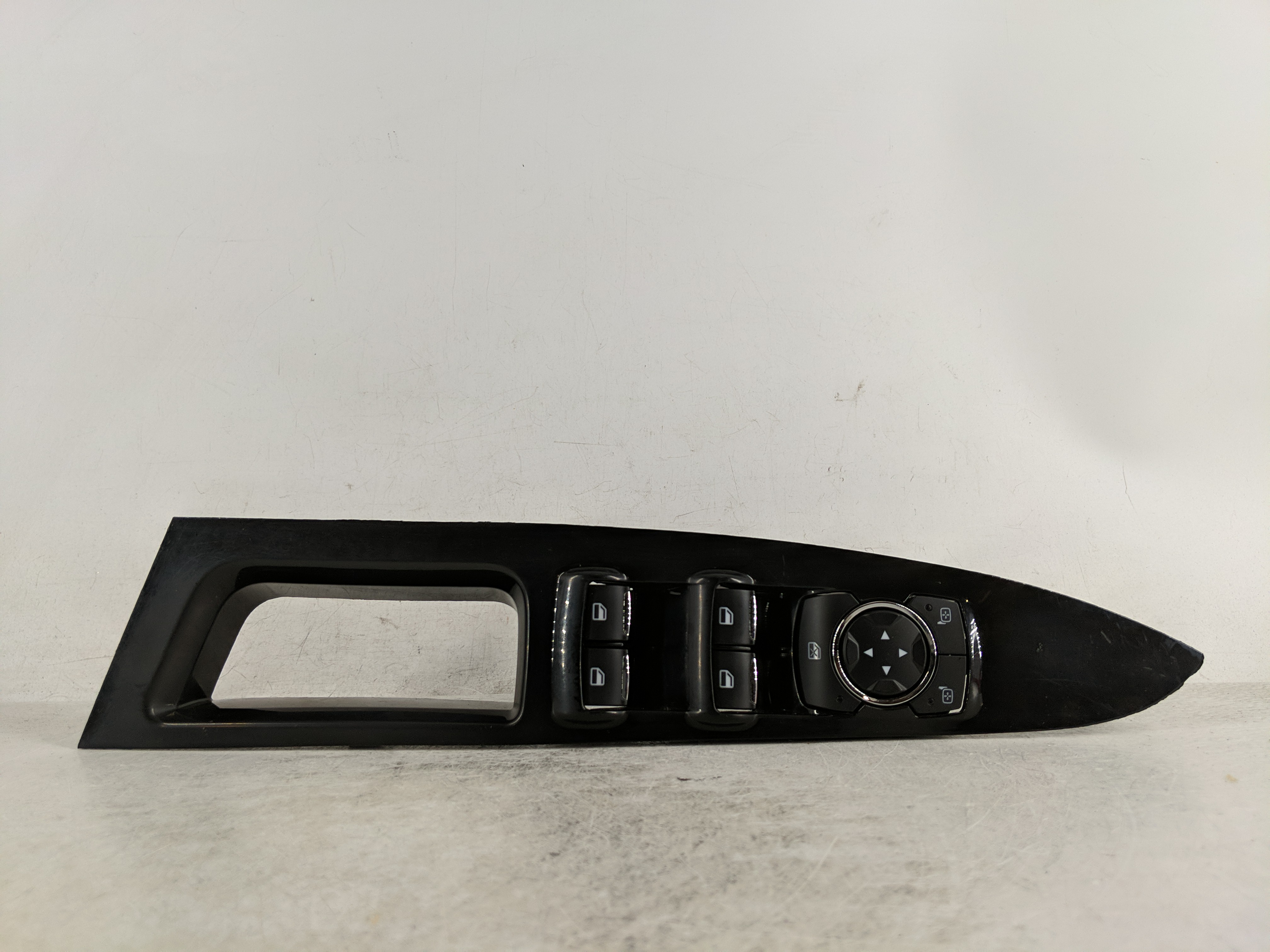 Picture of 2013-2020 Ford Fusion Driver Left Door Master Power Window Switch 1190391