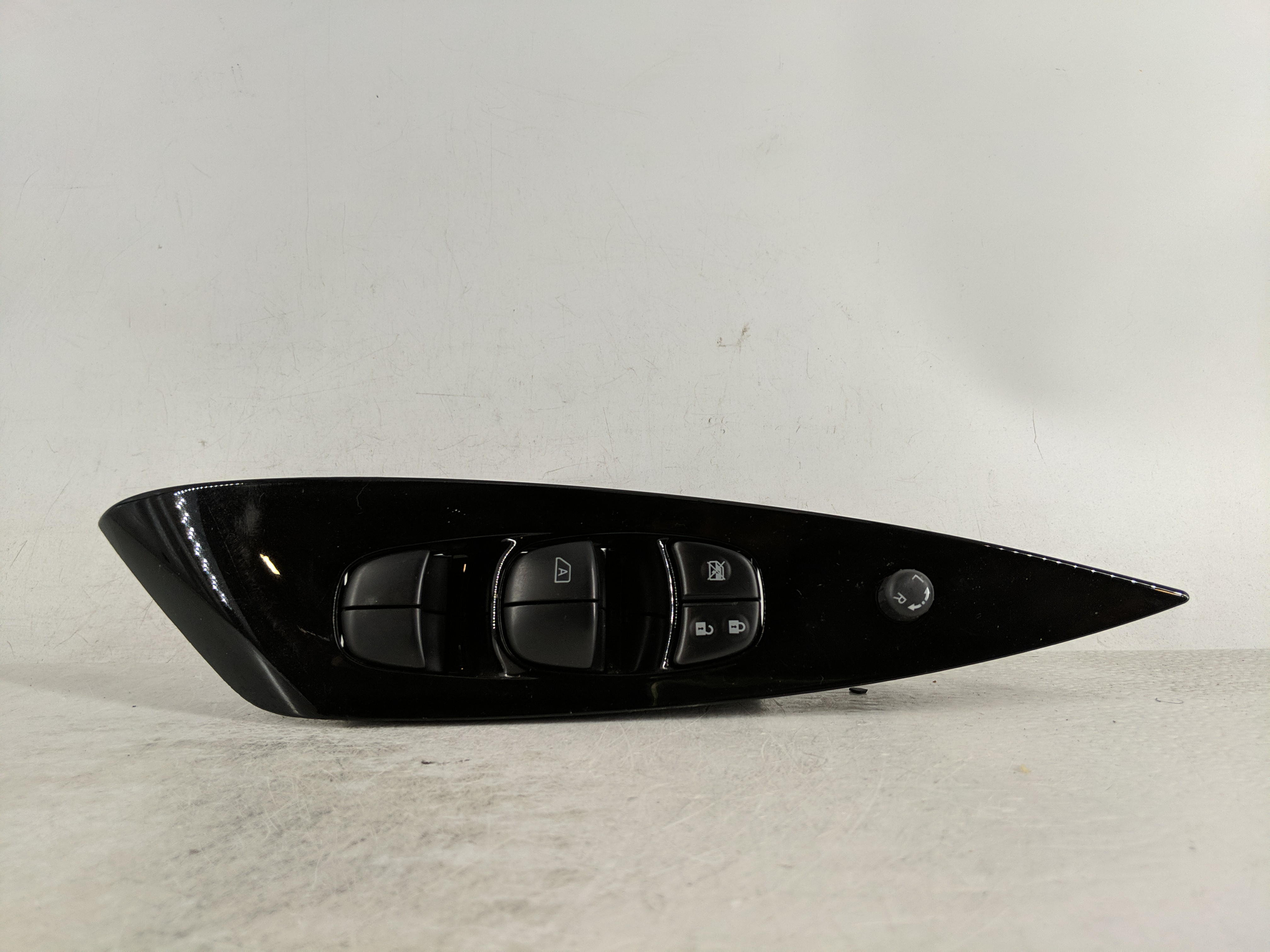 Picture of 2018-2021 Nissan Leaf Driver Left Door Master Power Window Switch 1190392