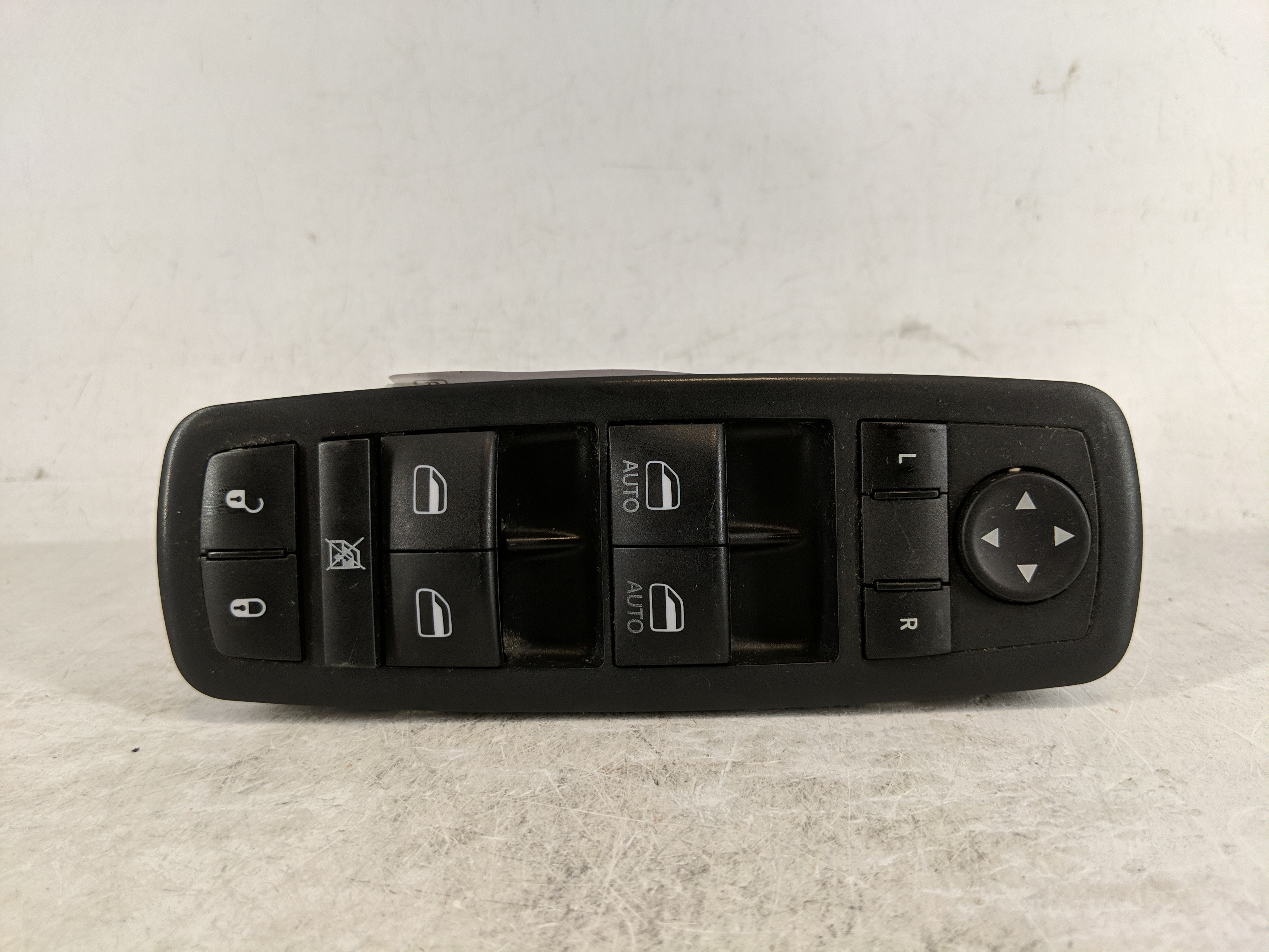 Picture of Dodge Ram 1500 Driver Left Door Master Power Window Switch 56046823ae 1190416