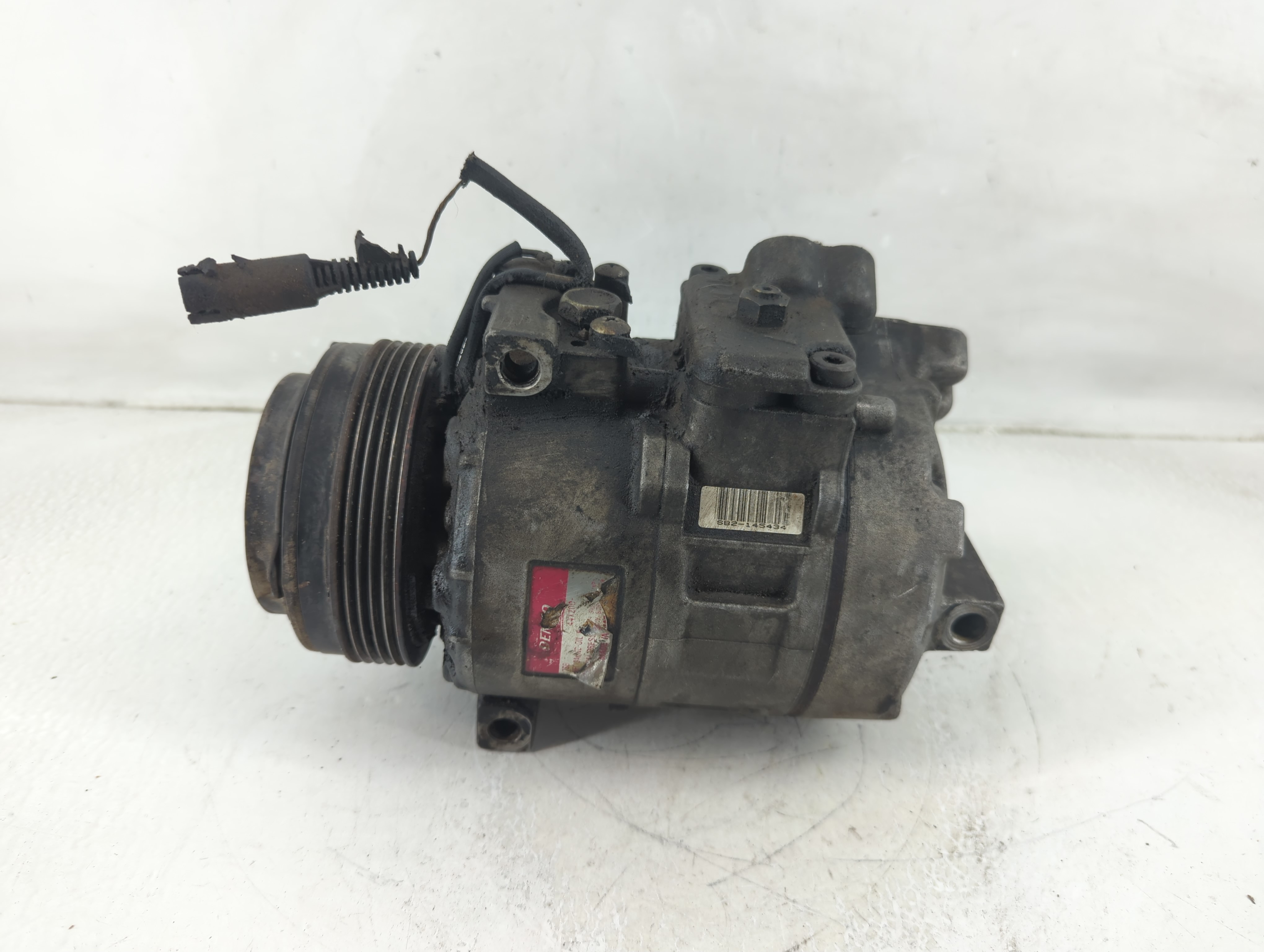 1999-2000 Bmw 323i Air Conditioning A/c Ac Compressor Oem 1190519 - Oemusedautoparts1.com