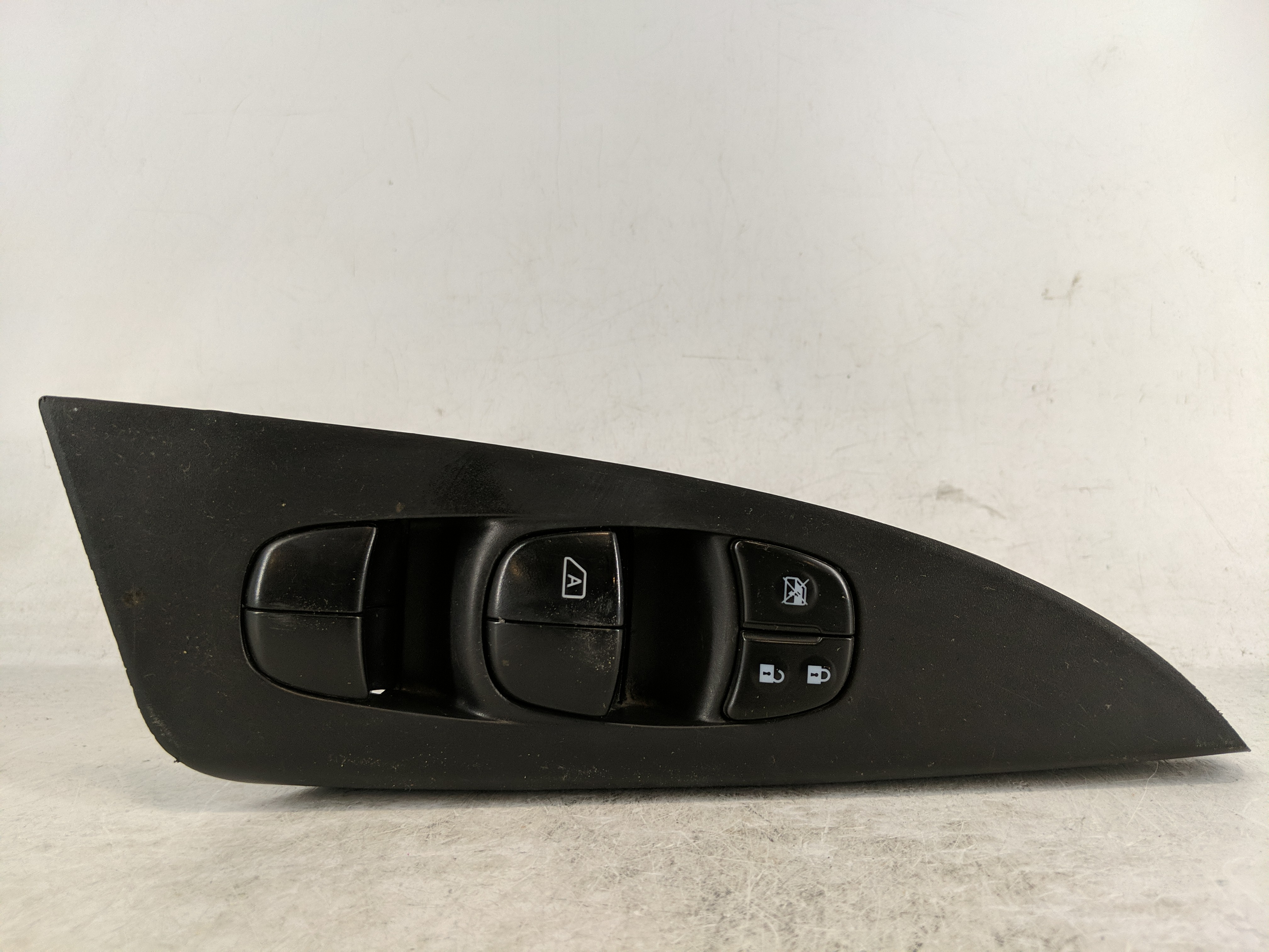 Picture of 2013-2019 Nissan Sentra Driver Left Door Master Power Window Switch 1190528