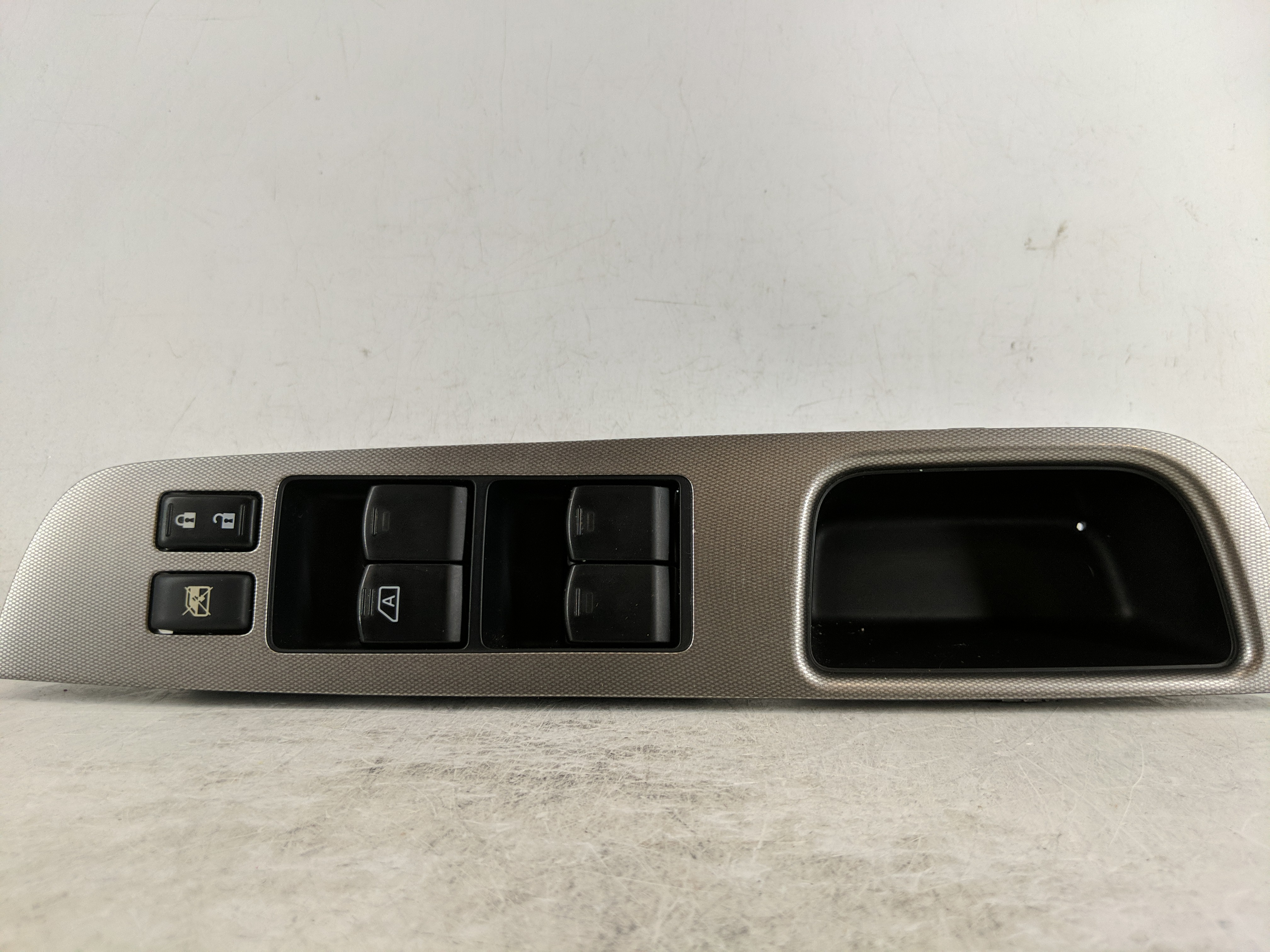 Picture of 2007-2009 Nissan Versa Driver Left Door Master Power Window Switch 1190530