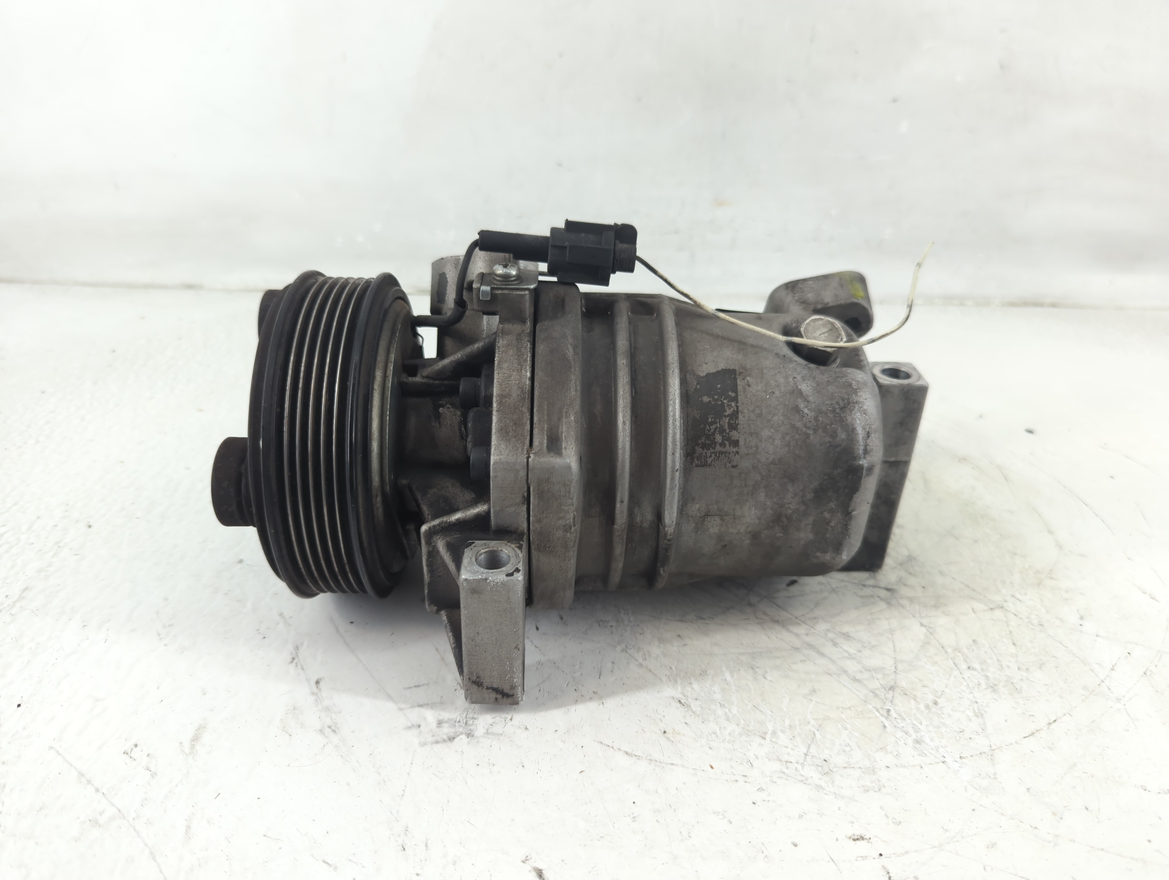 2009-2012 Nissan Versa Air Conditioning A/c Ac Compressor Oem 1190537 - Oemusedautoparts1.com