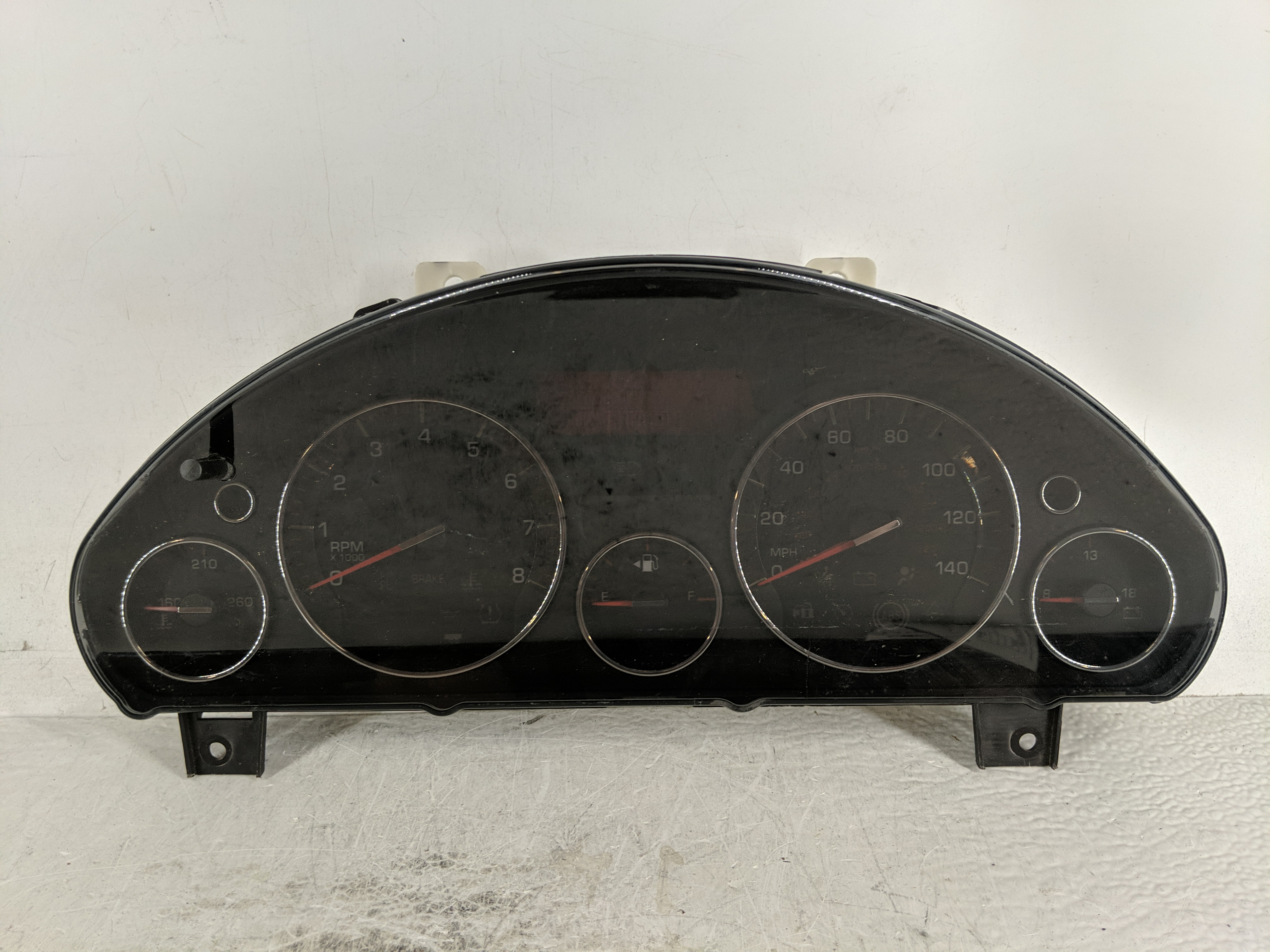 Picture of 2009 Saturn Outlook Speedometer Instrument Cluster Gauges 1349457 1190752