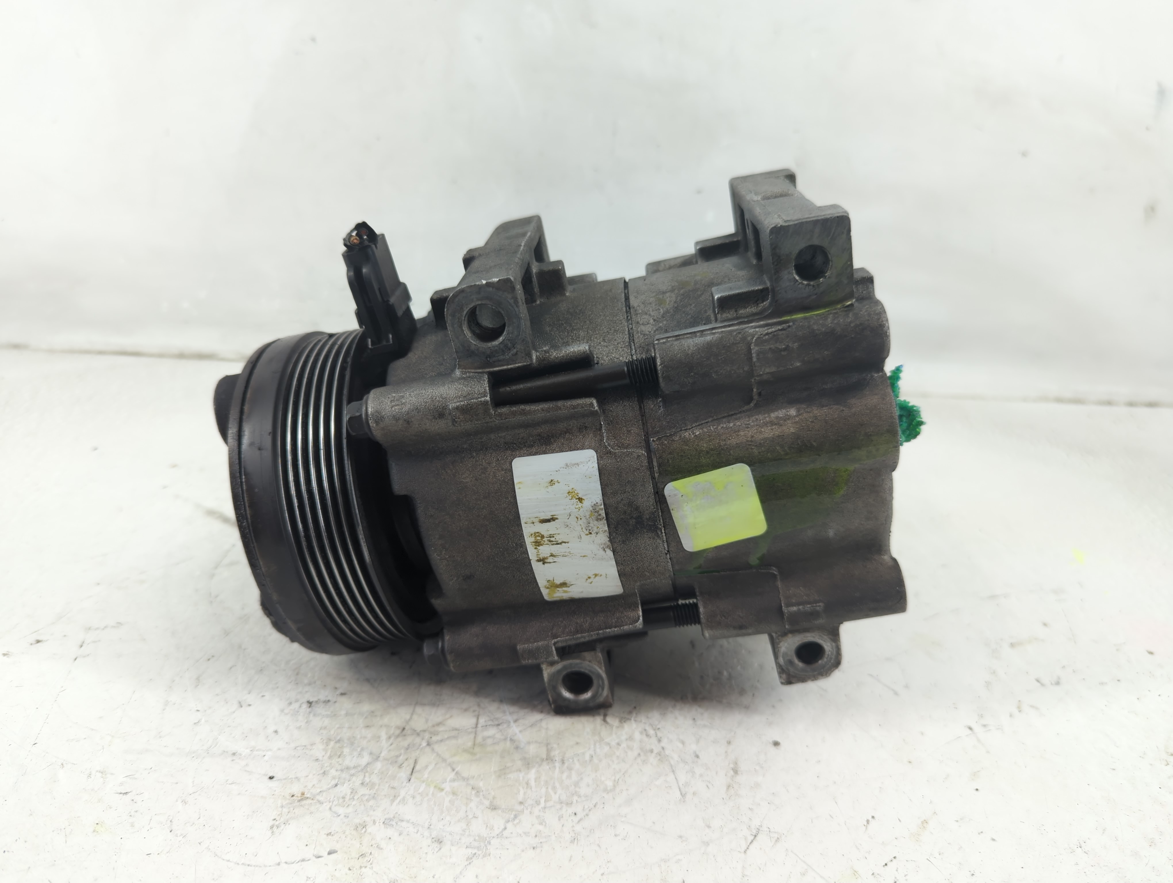 Ford F-250 Air Conditioning A/c Ac Compressor Oem 1190757 - Oemusedautoparts1.com
