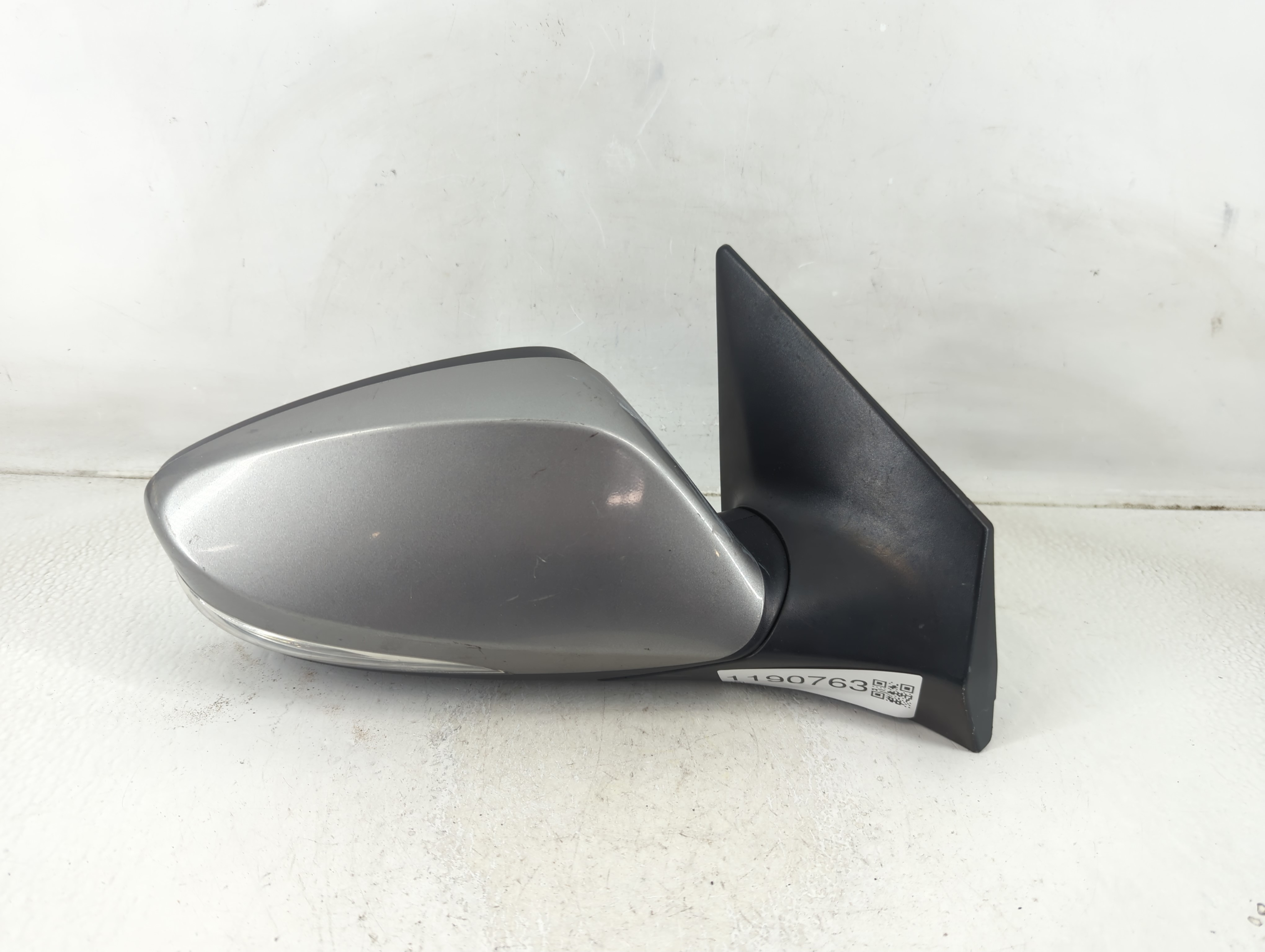 Picture of 2011-2012 Hyundai Elantra Passenger Right Side View Power Door Mirror 1190763