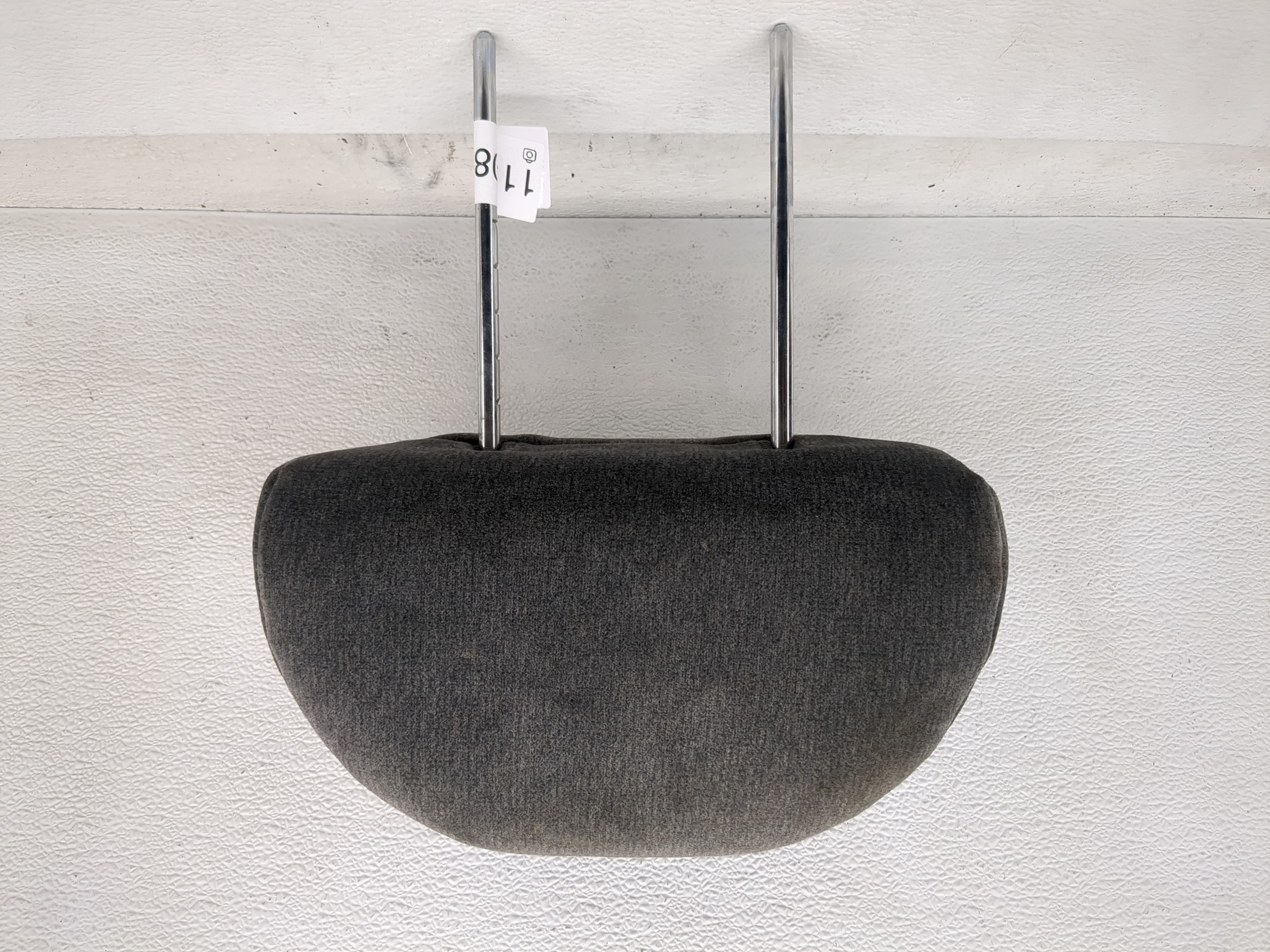 Picture of 2002-2005 Hyundai Sonata Headrest Head Rest Front Driver Passenger Seat 1190898