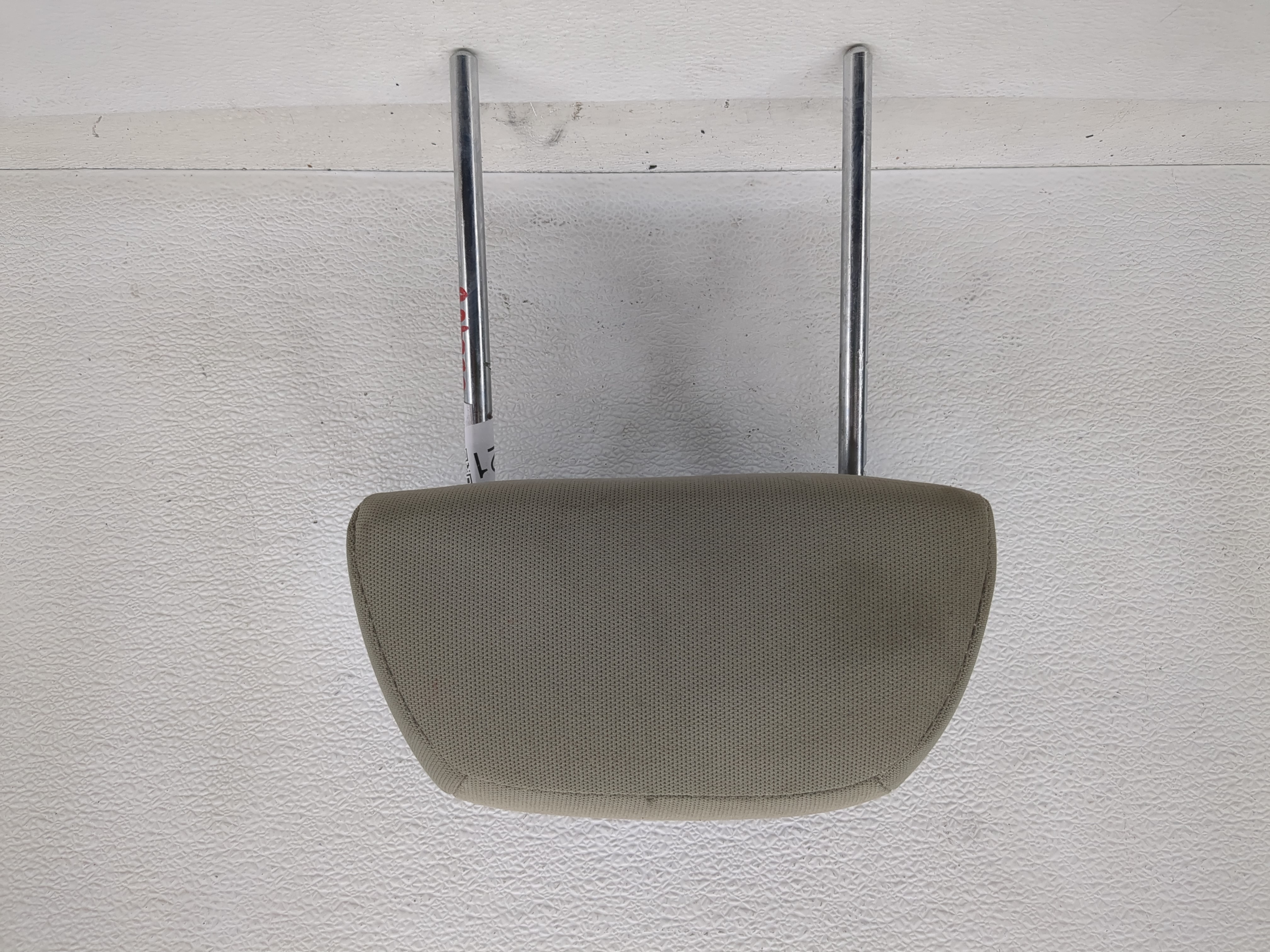 Picture of 2008-2009 Ford Focus Headrest Head Rest Rear Seat Light Gray 1190921