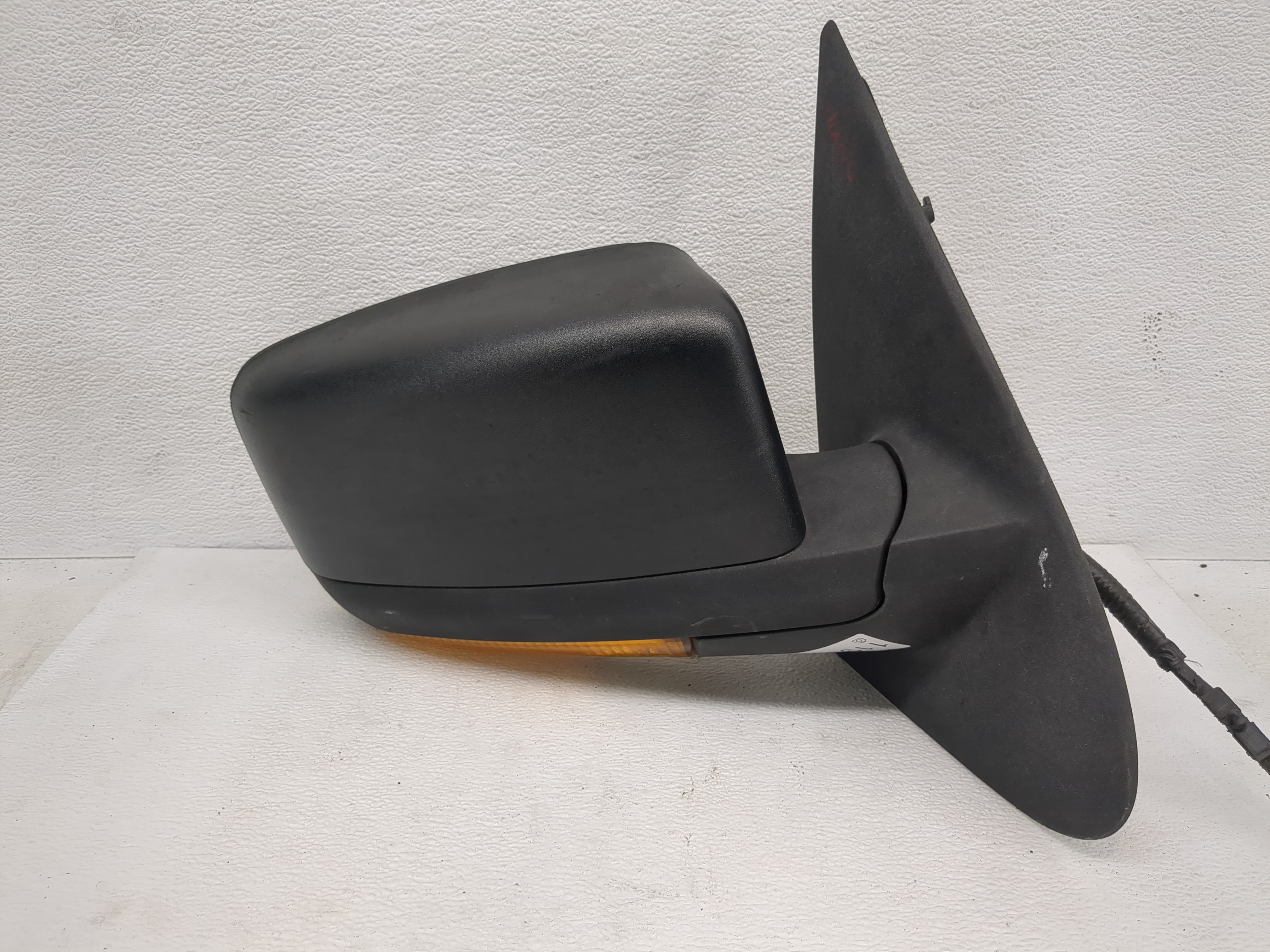 Picture of 2004 Ford Expedition Passenger Right Side View Power Door Mirror Black 1190933