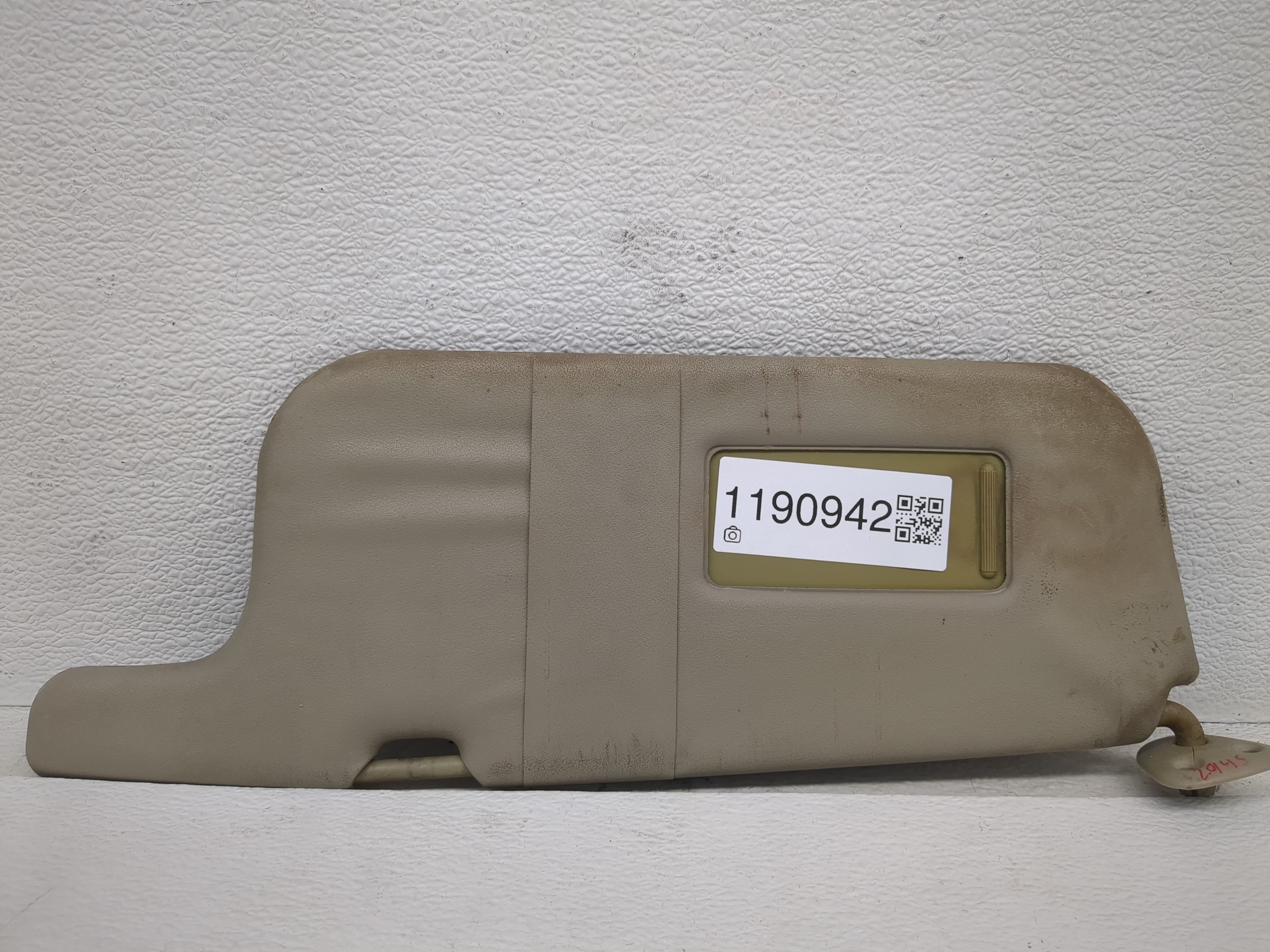 1998 Chevrolet Prizm Driver Sun Visor Mirror Left Sunvisor Grey 1190942 - Oemusedautoparts1.com