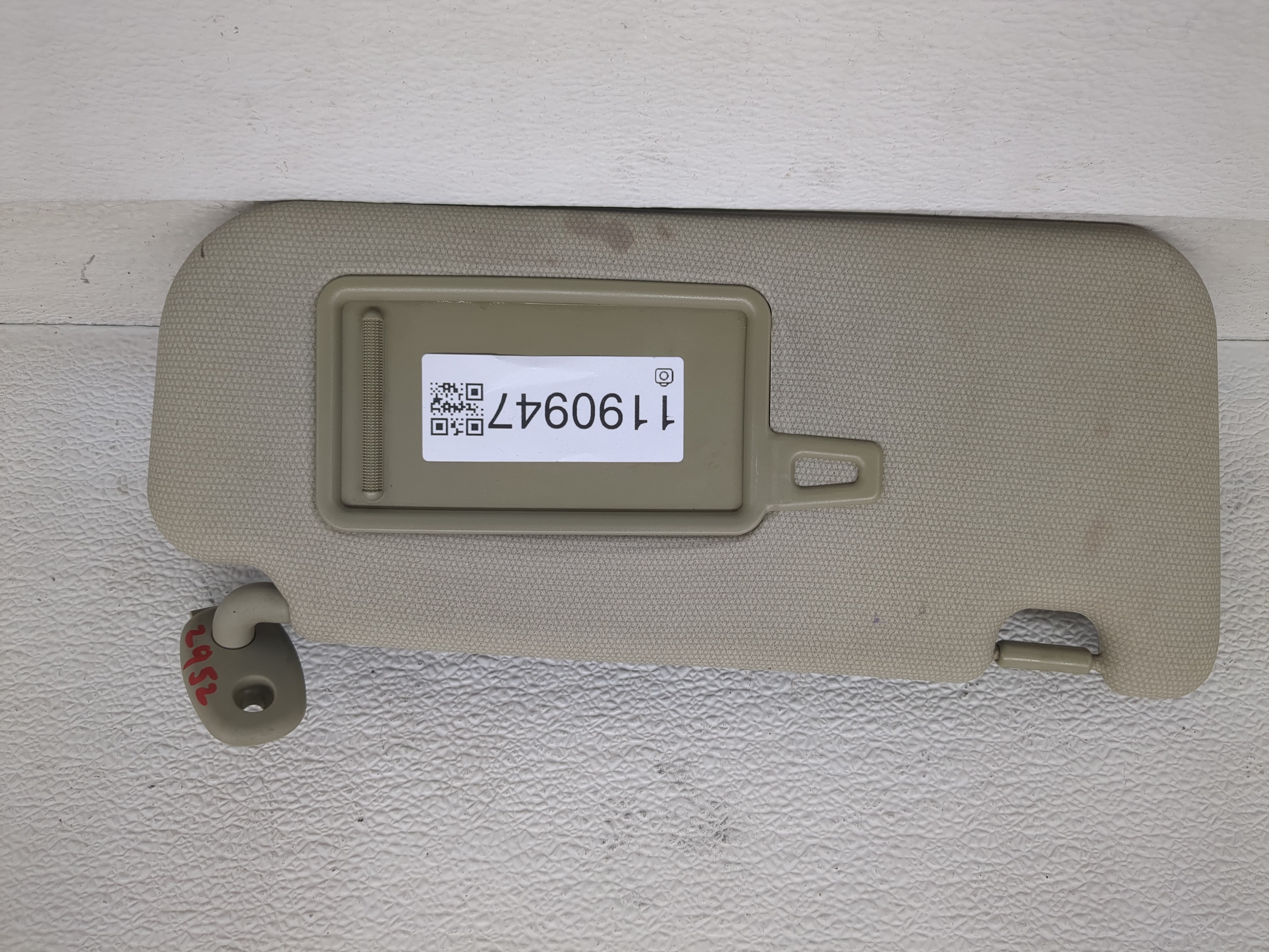 2012-2017 Kia Rio Passenger Sun Visor Mirror Right Sunvisor Grey 1190947 - Oemusedautoparts1.com