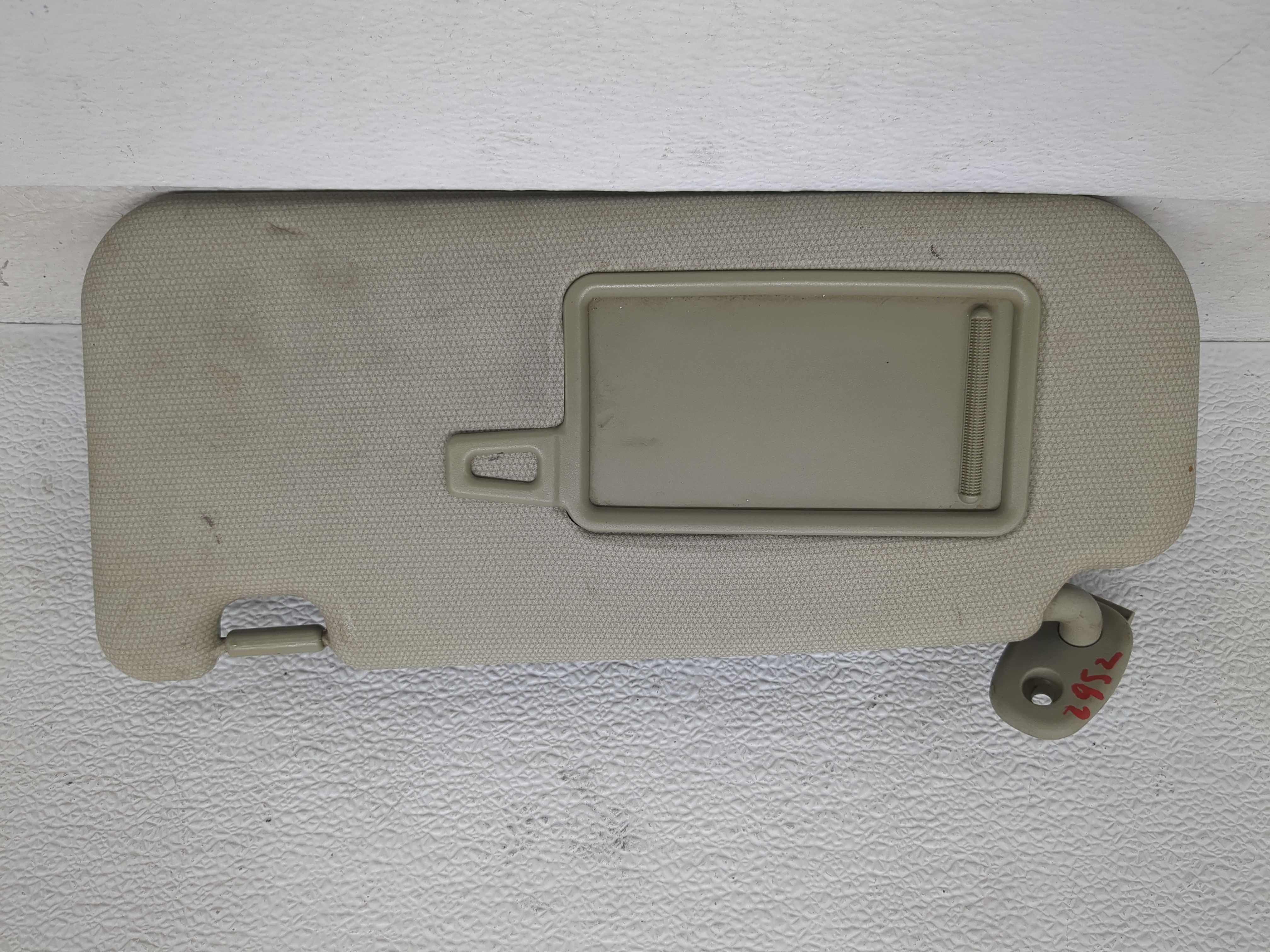 2012-2017 Kia Rio Driver Sun Visor Mirror Left Sunvisor Grey 1190949 - Oemusedautoparts1.com
