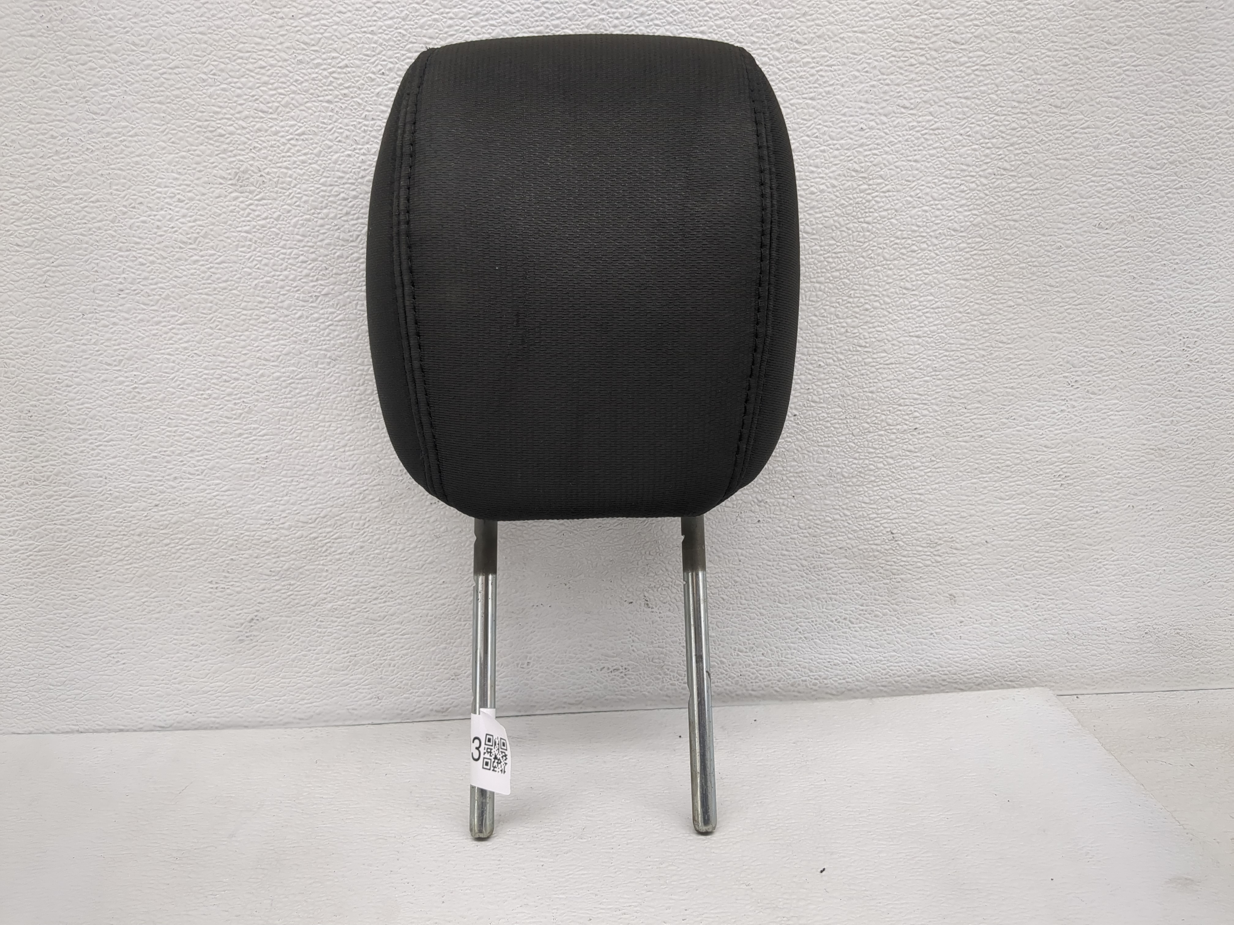 Saturn Outlook Headrest Head Rest Front Driver Passenger Seat Black 1190993 - Oemusedautoparts1.com