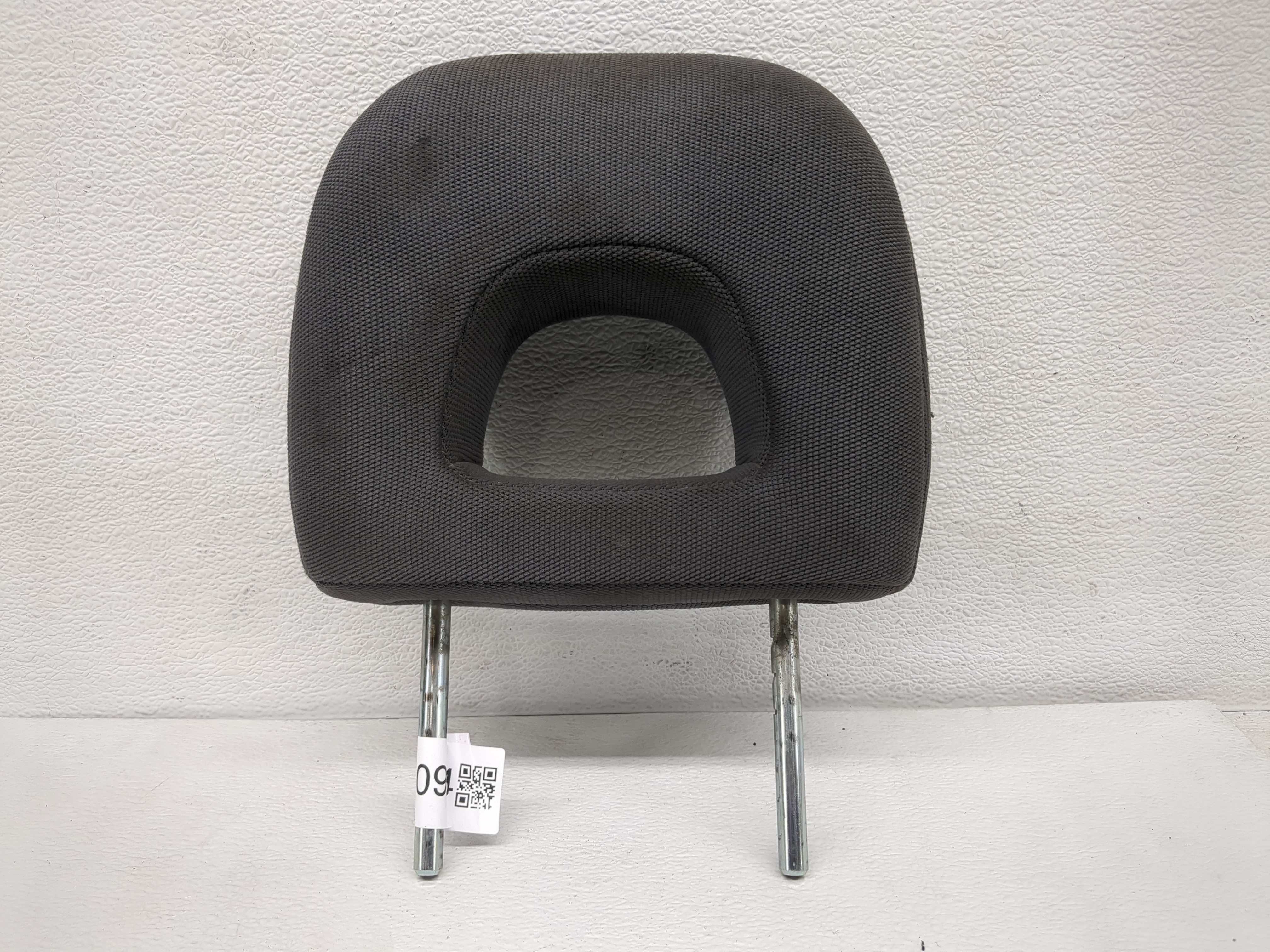 Picture of 2001-2003 Toyota Rav4 Headrest Head Rest Rear Seat Black 1190994