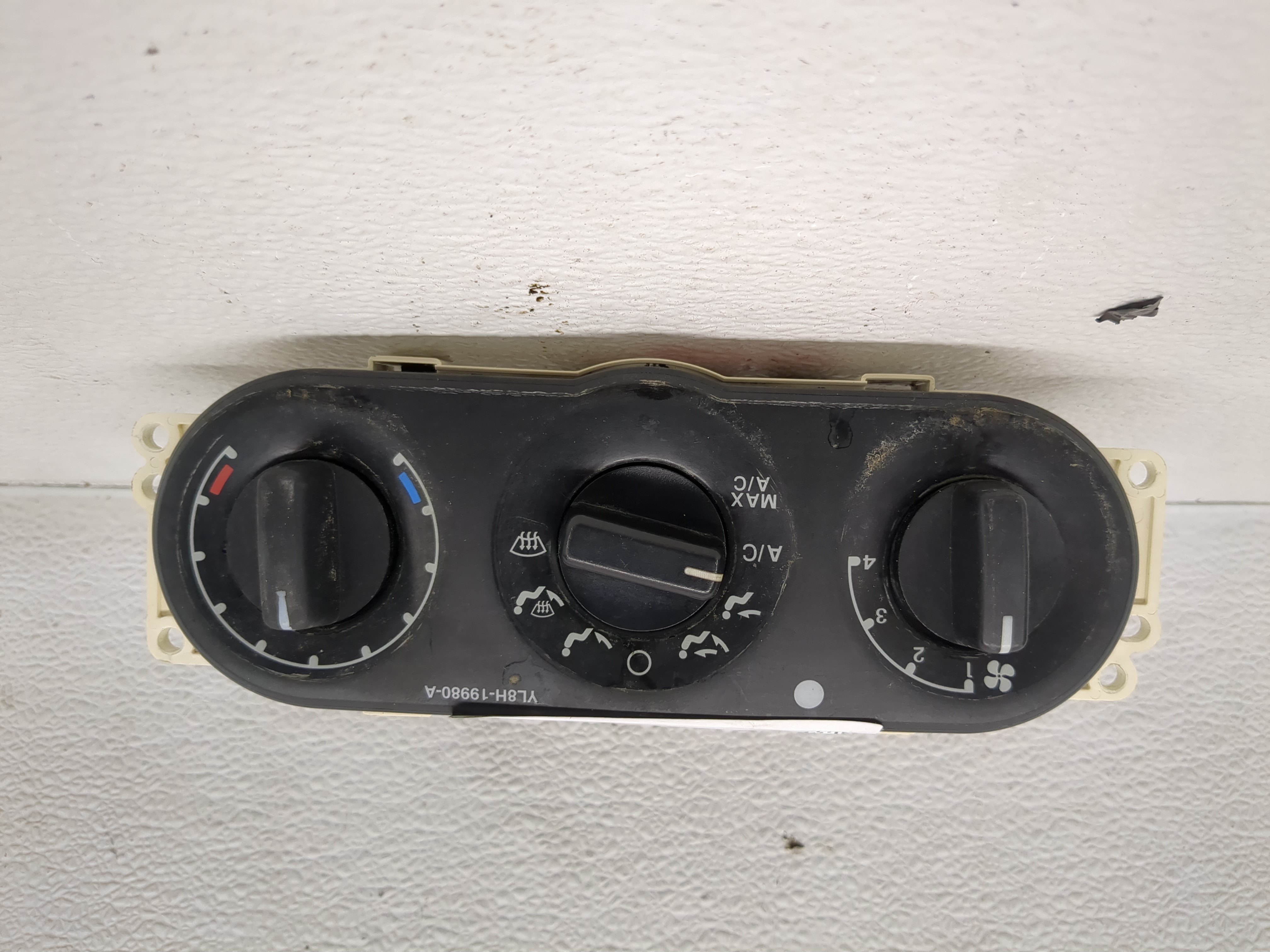 Picture of 2001-2004 Ford Escape Ac Heater Climate Control 1191086