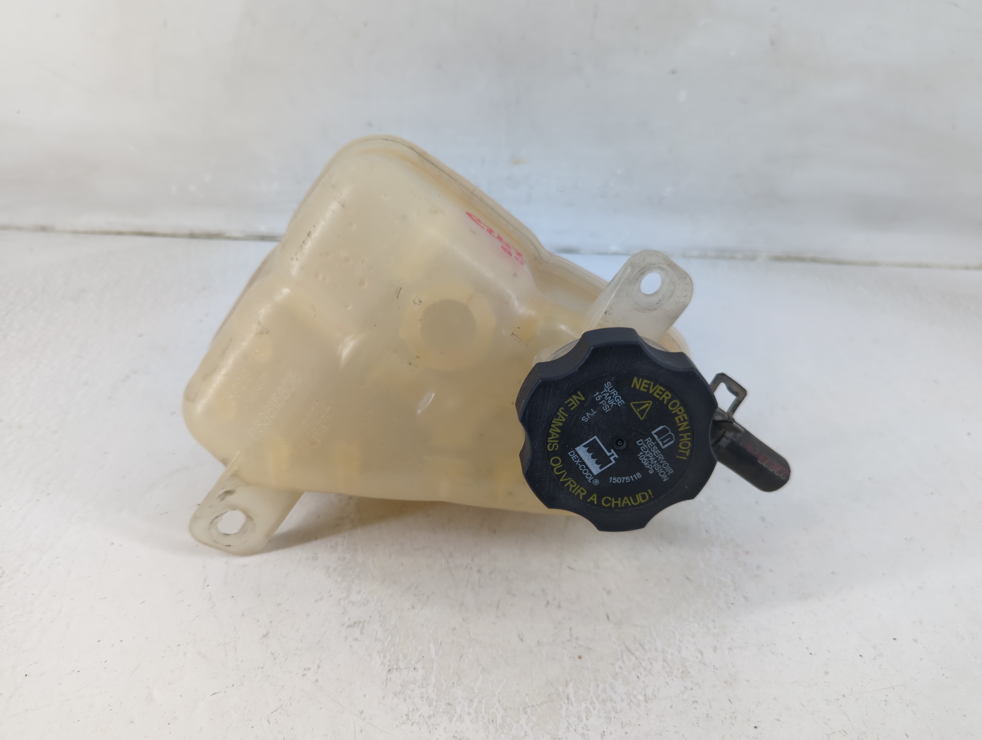 2007 Chevrolet Malibu Radiator Coolant Overflow Expansion Tank Bottle 1191098 - Oemusedautoparts1.com