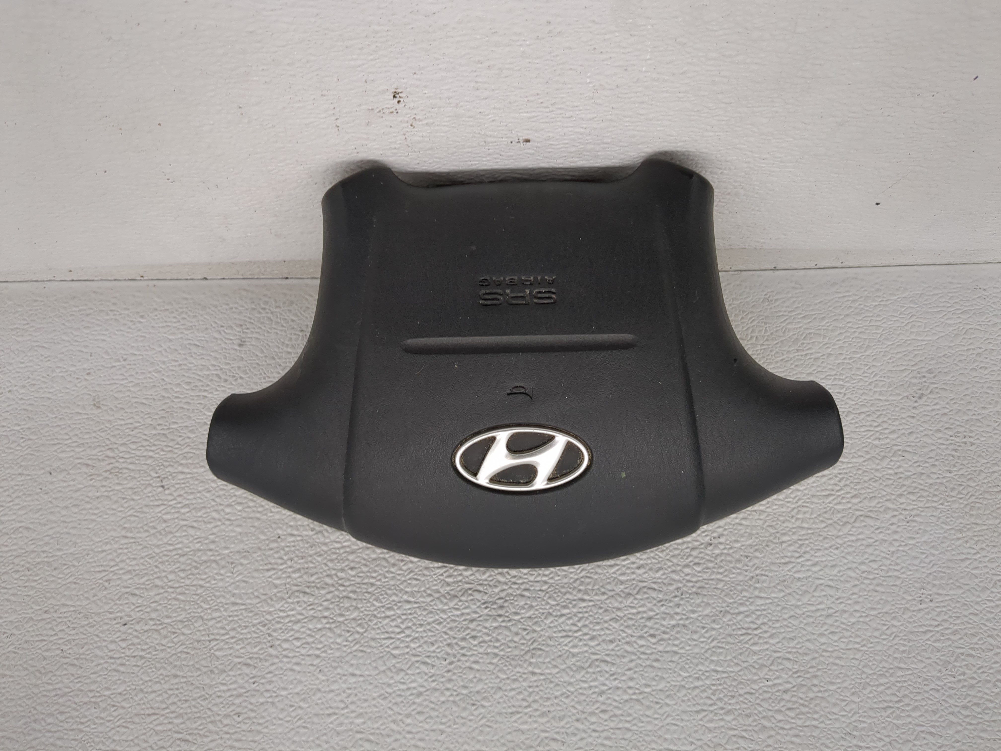 2002-2005 Hyundai Sonata Air Bag Driver Left Steering Wheel Mounted 1191118 - Oemusedautoparts1.com
