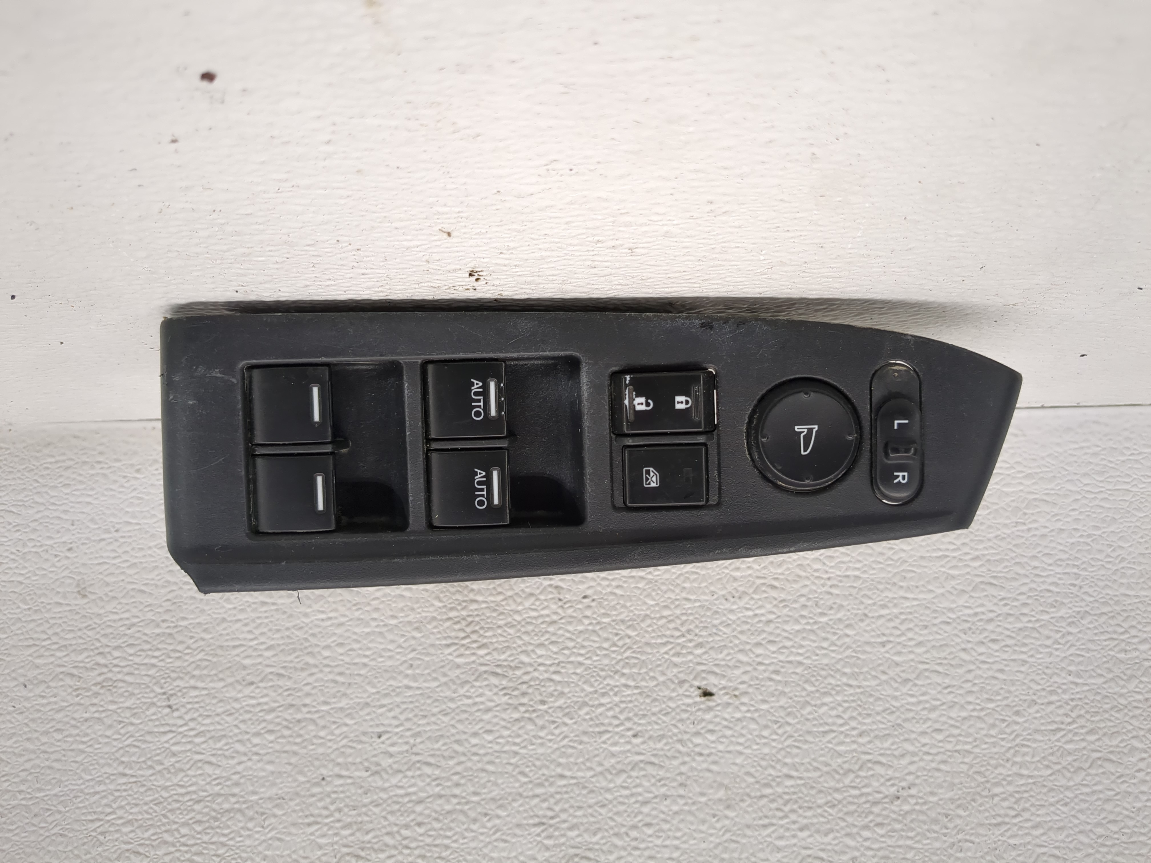 Picture of 2012-2015 Honda Crosstour Driver Left Door Master Power Window Switch 1191123