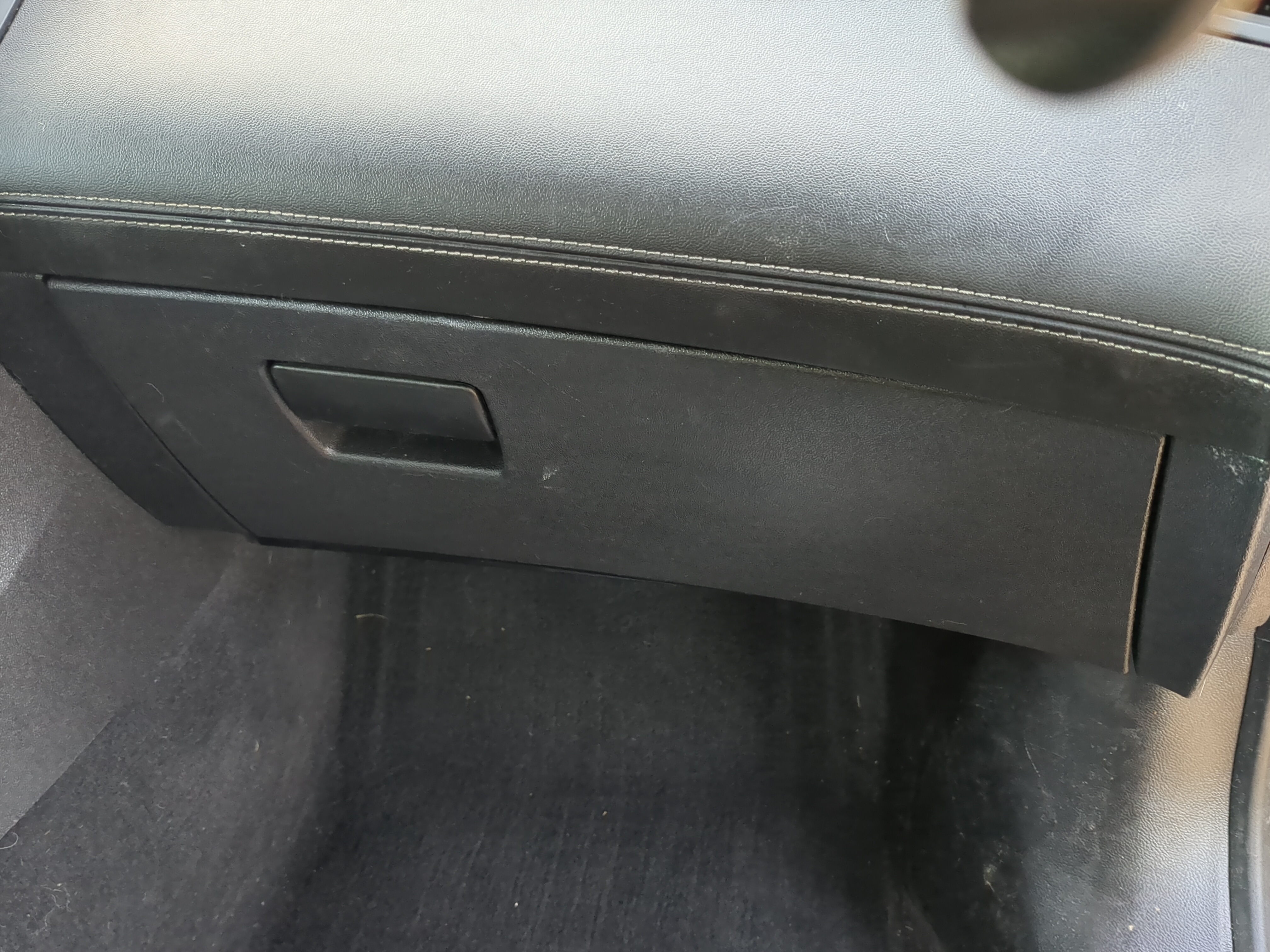 2013 Buick Lacrosse Passenger Glove Box Door Storage Compartment 1191318 - Oemusedautoparts1.com