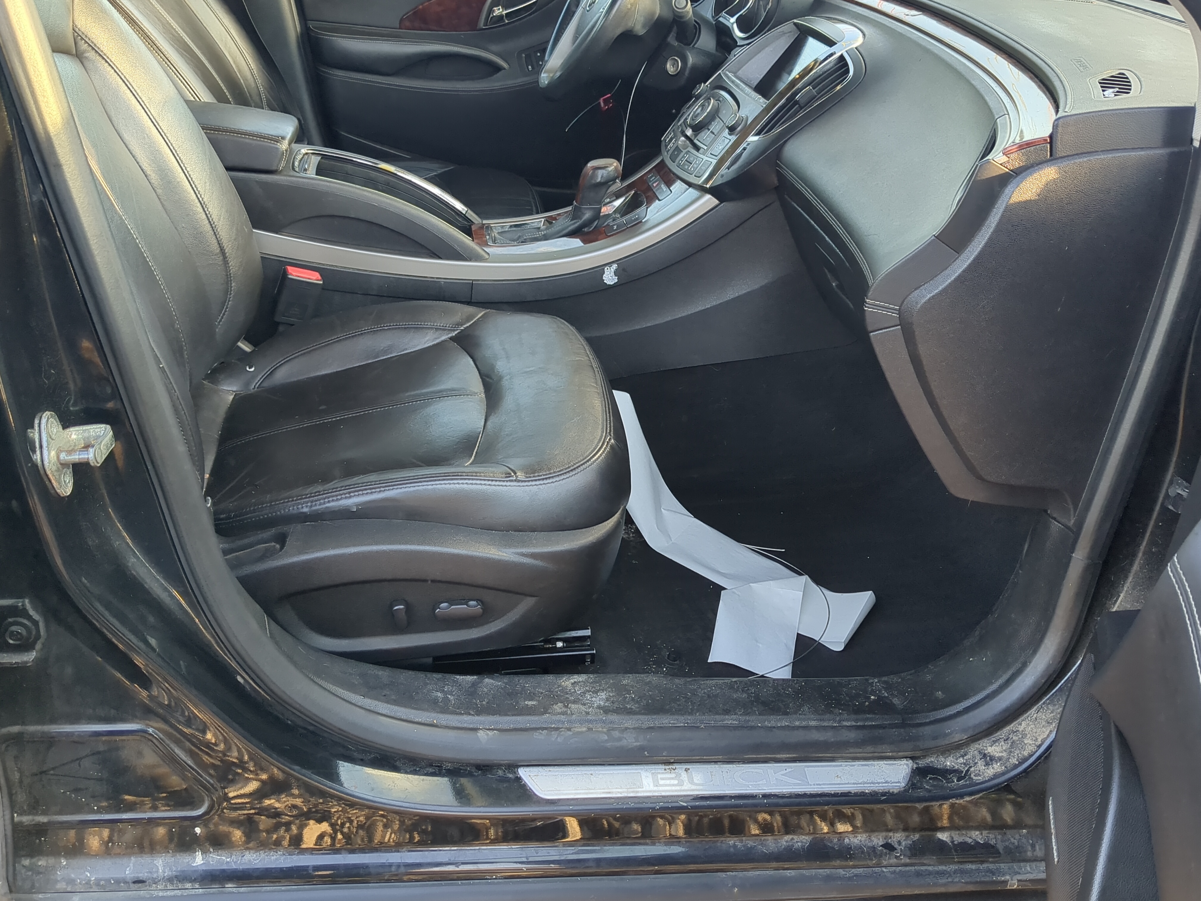 Picture of 2012-2013 Buick Lacrosse Passenger Front Seat Oem 1191334