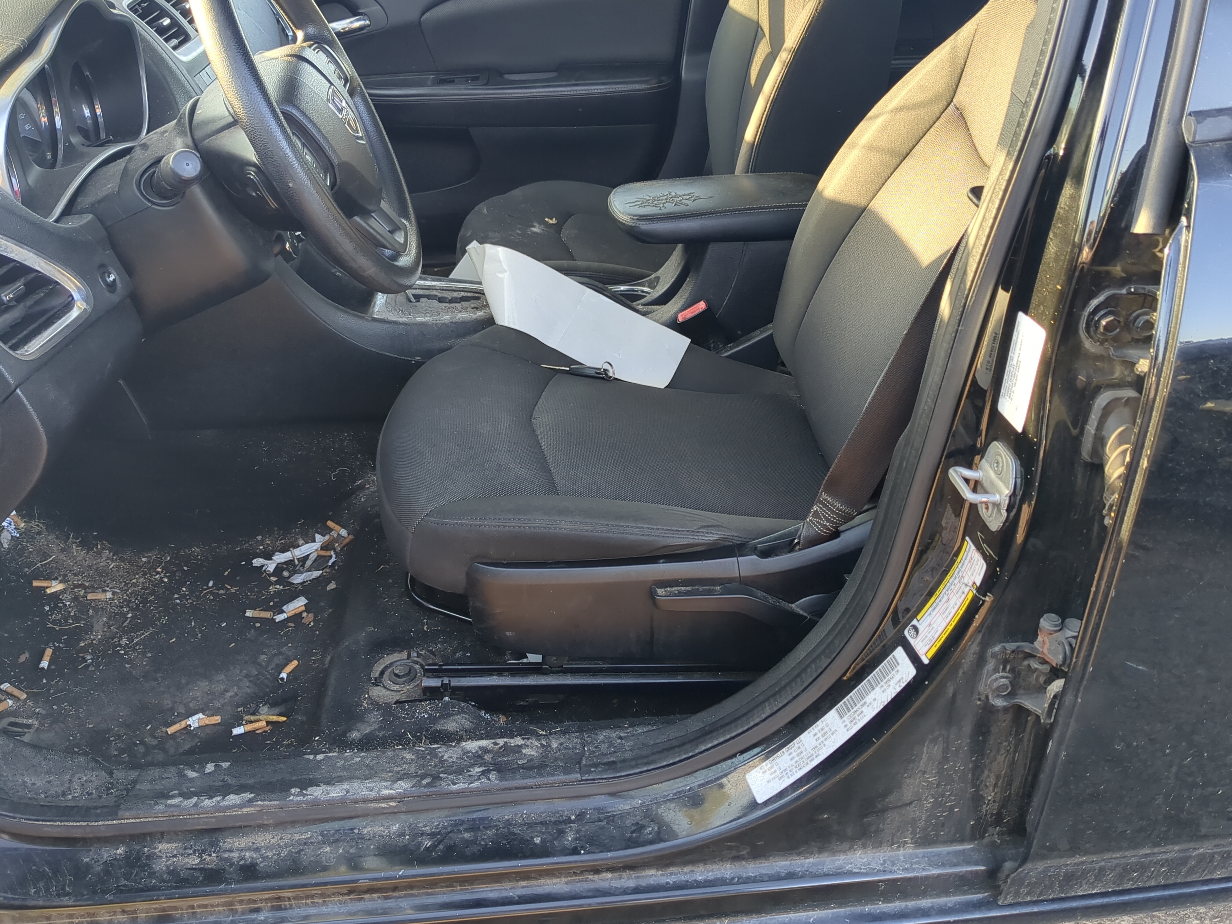 Picture of 2011-2014 Dodge Avenger Driver Front Seat Oem 1191490