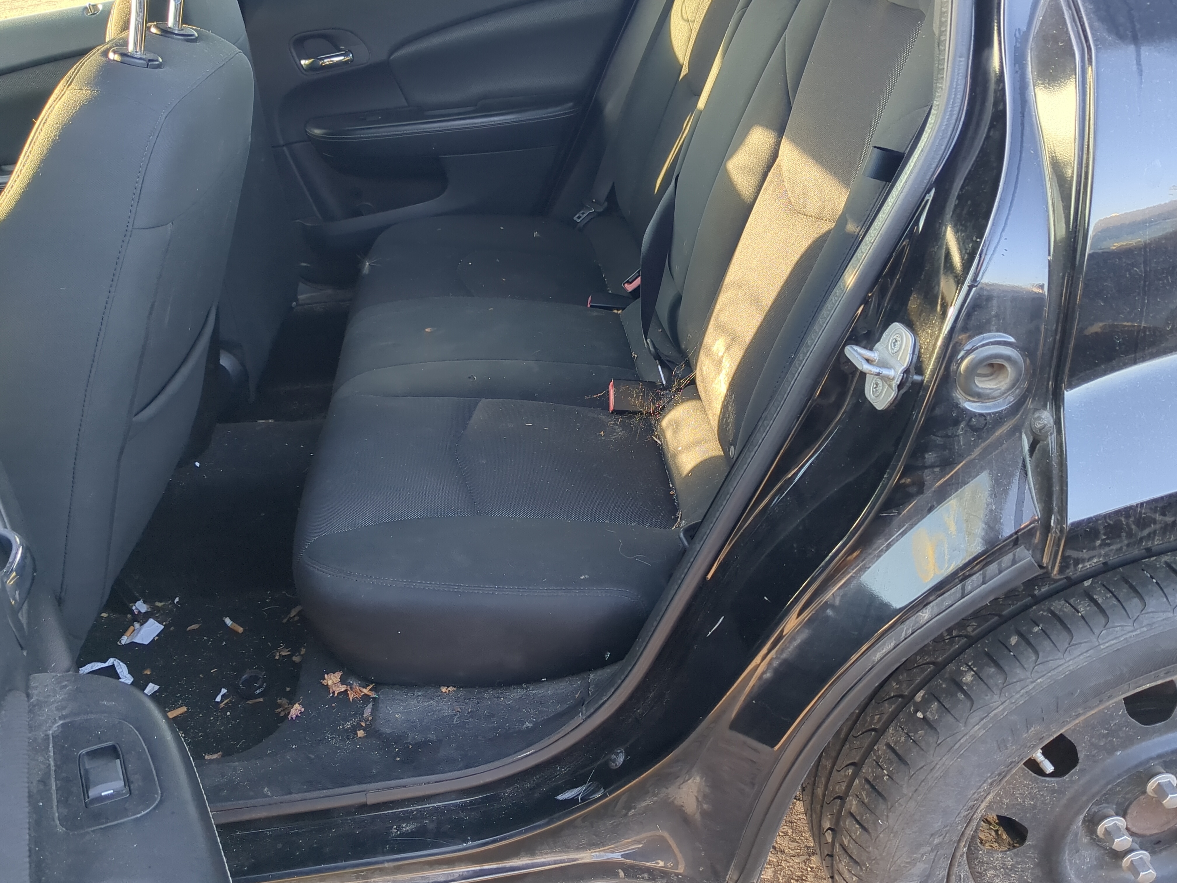 2012 Dodge Avenger Rear Seat Oem 1191509 - Oemusedautoparts1.com