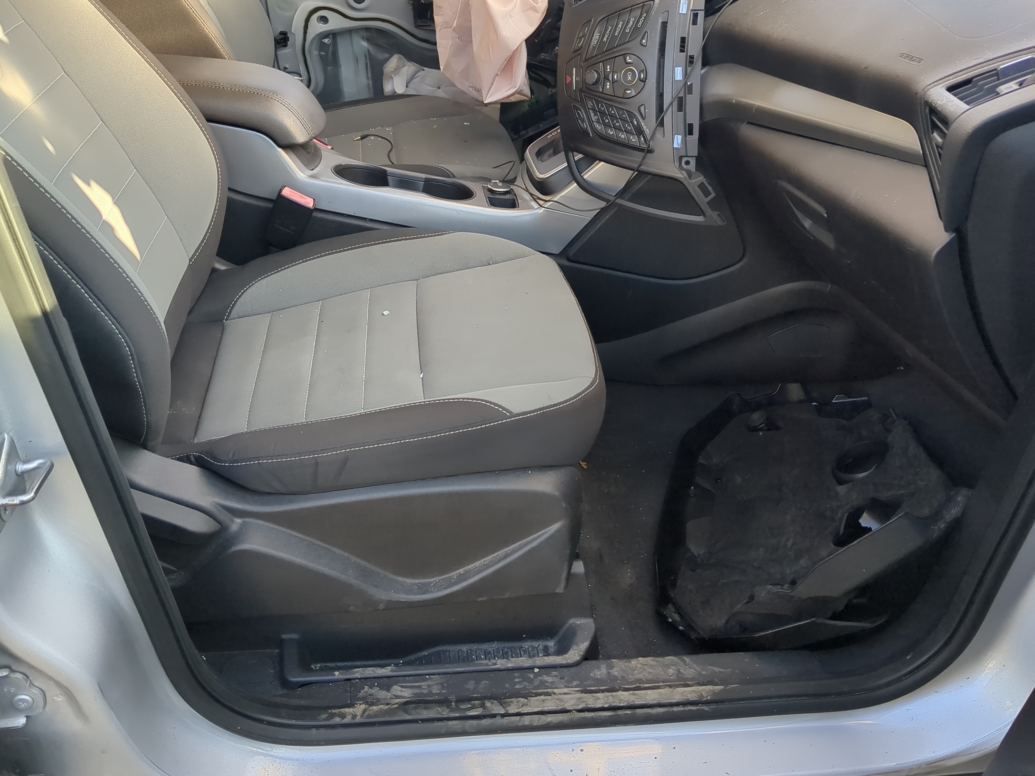Picture of 2013-2015 Ford Escape Passenger Front Seat Oem 1191631