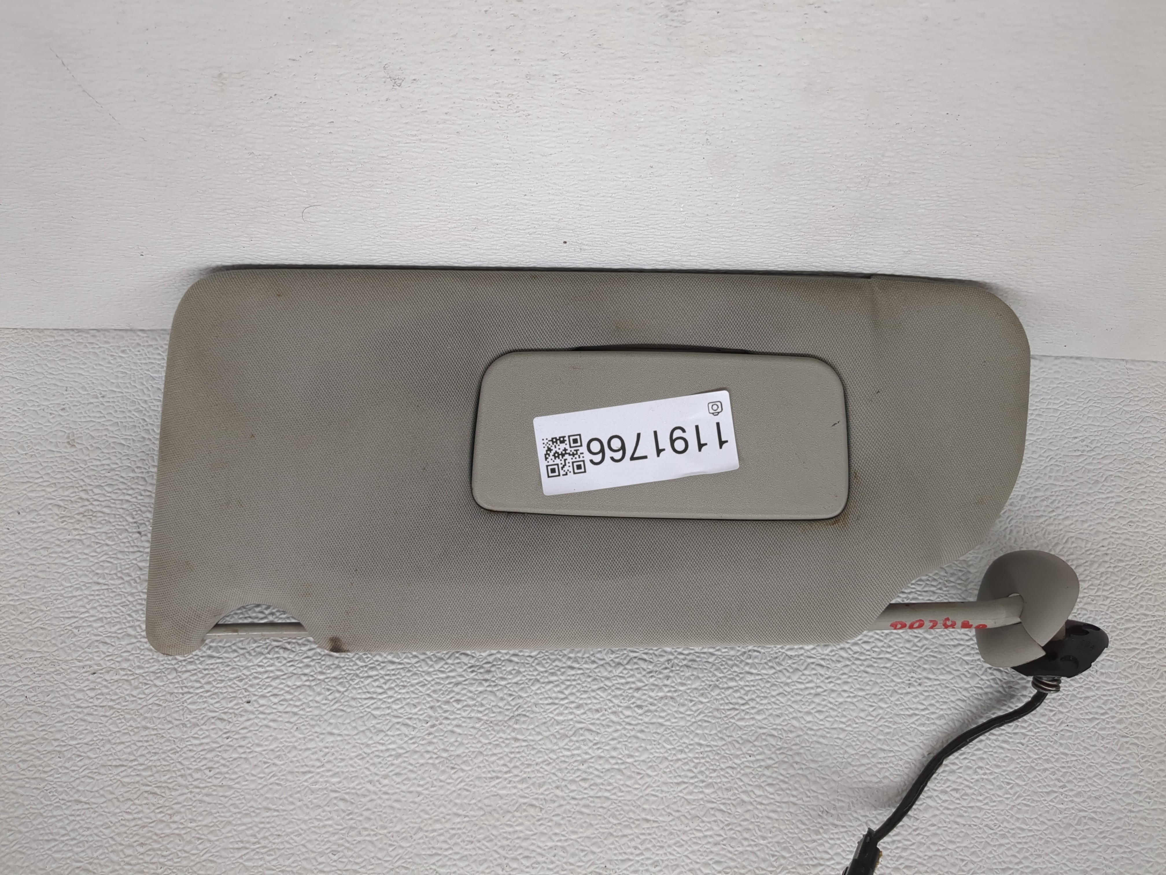 2005-2009 Buick Lacrosse Driver Sun Visor Mirror Left Sunvisor Grey 1191766 - Oemusedautoparts1.com