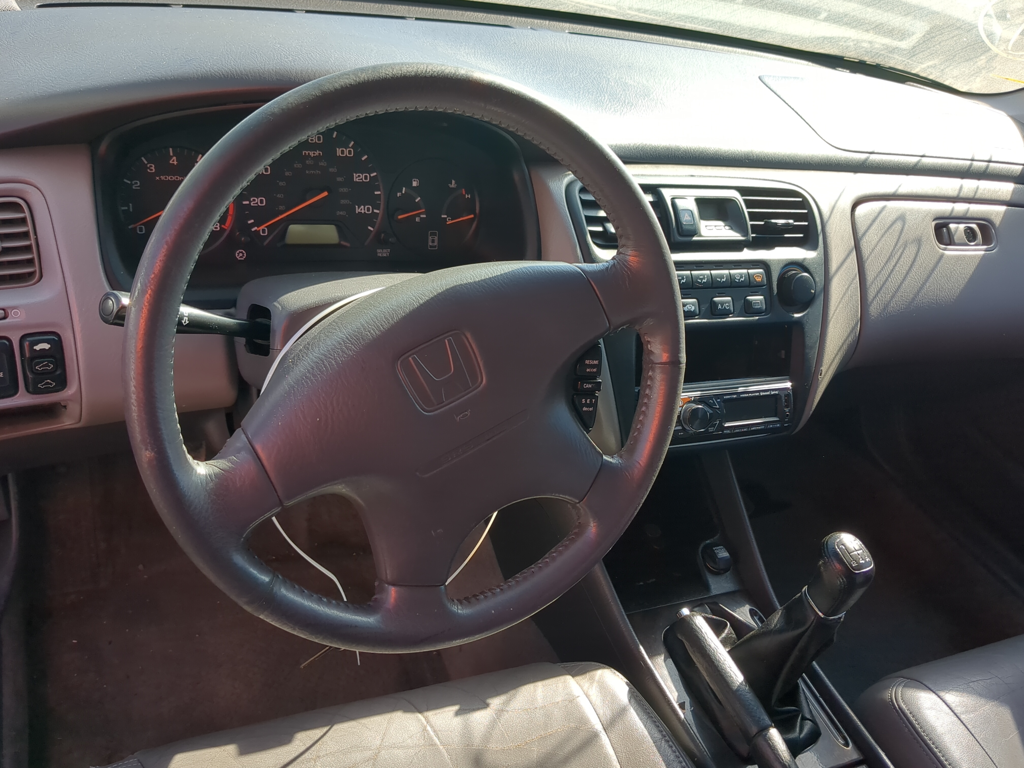 1998-2000 Honda Accord Air Bag Driver Left Steering Wheel Mounted 1191828 - Oemusedautoparts1.com