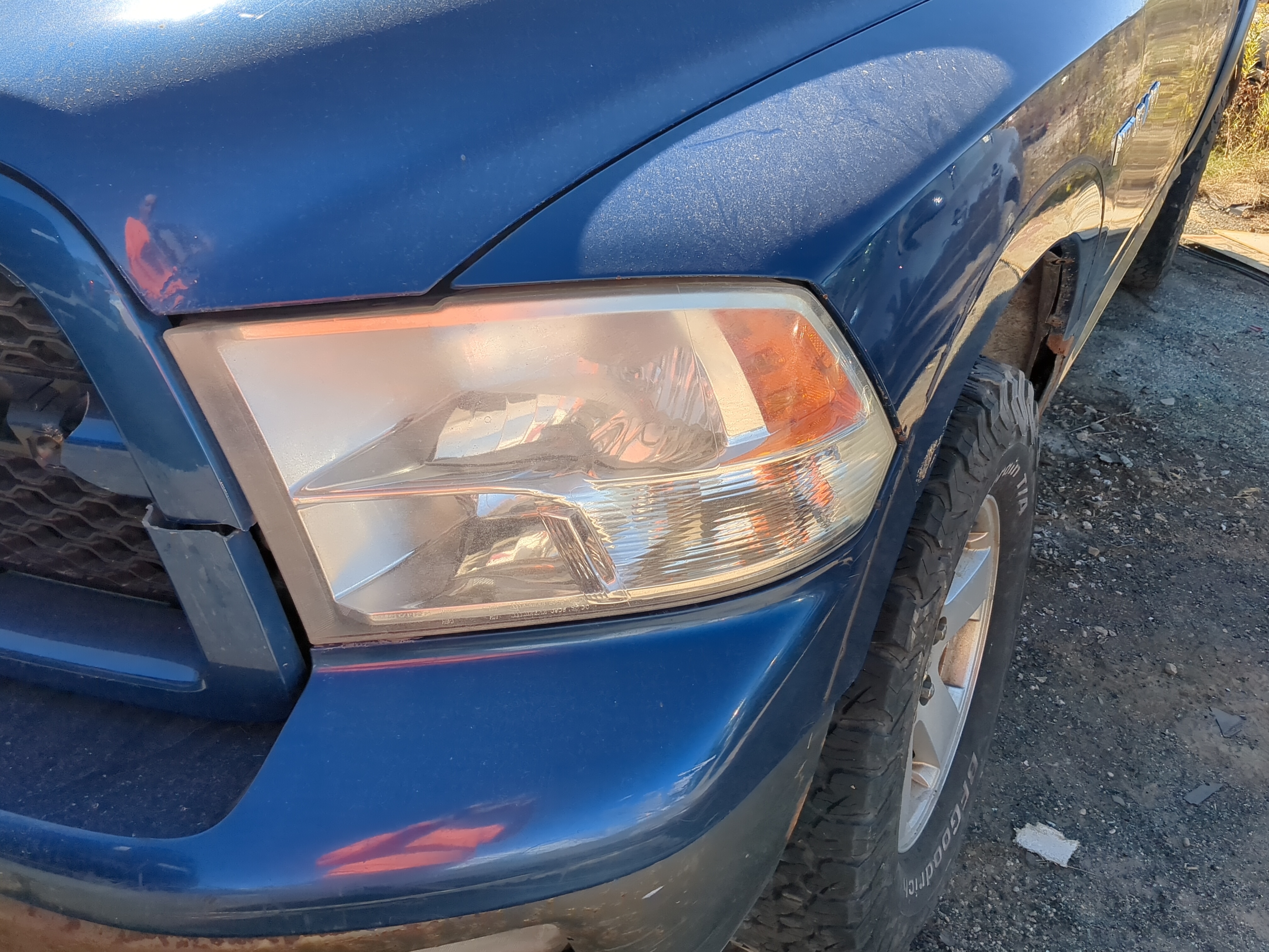 Dodge Ram 1500 Driver Left Oem Head Light Headlight Lamp 1192364 - Oemusedautoparts1.com