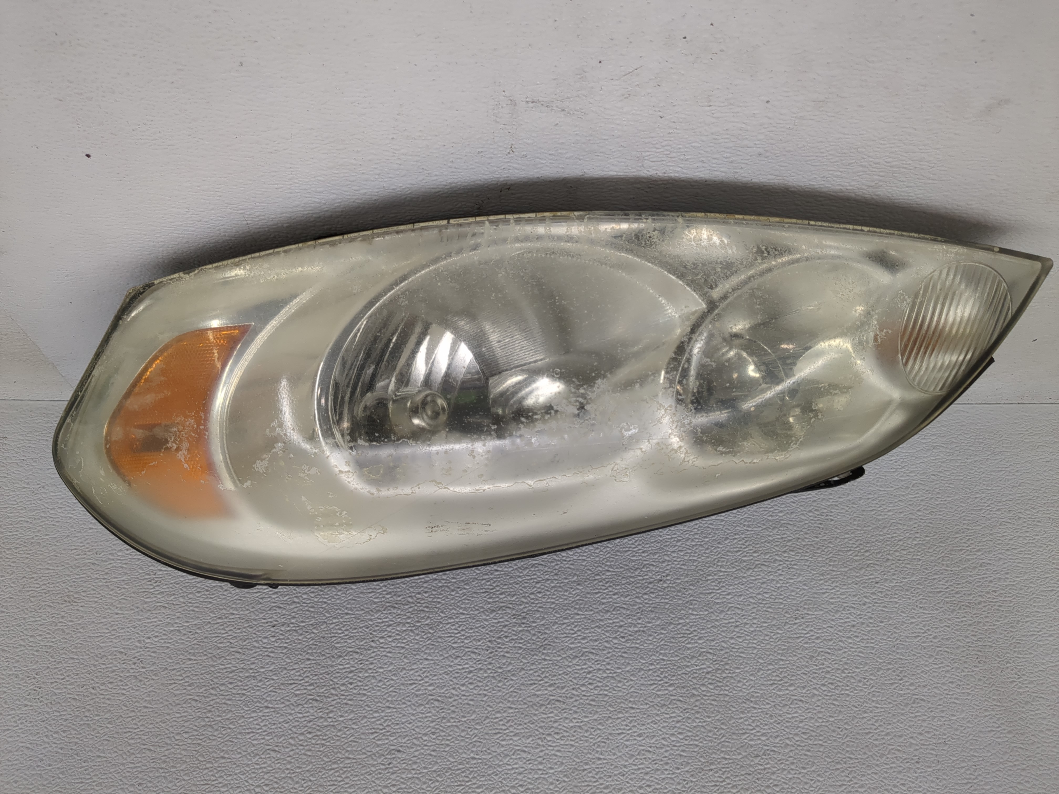 2006-2016 Chevrolet Impala Passenger Right Oem Head Light Headlight Lamp 1192403 - Oemusedautoparts1.com