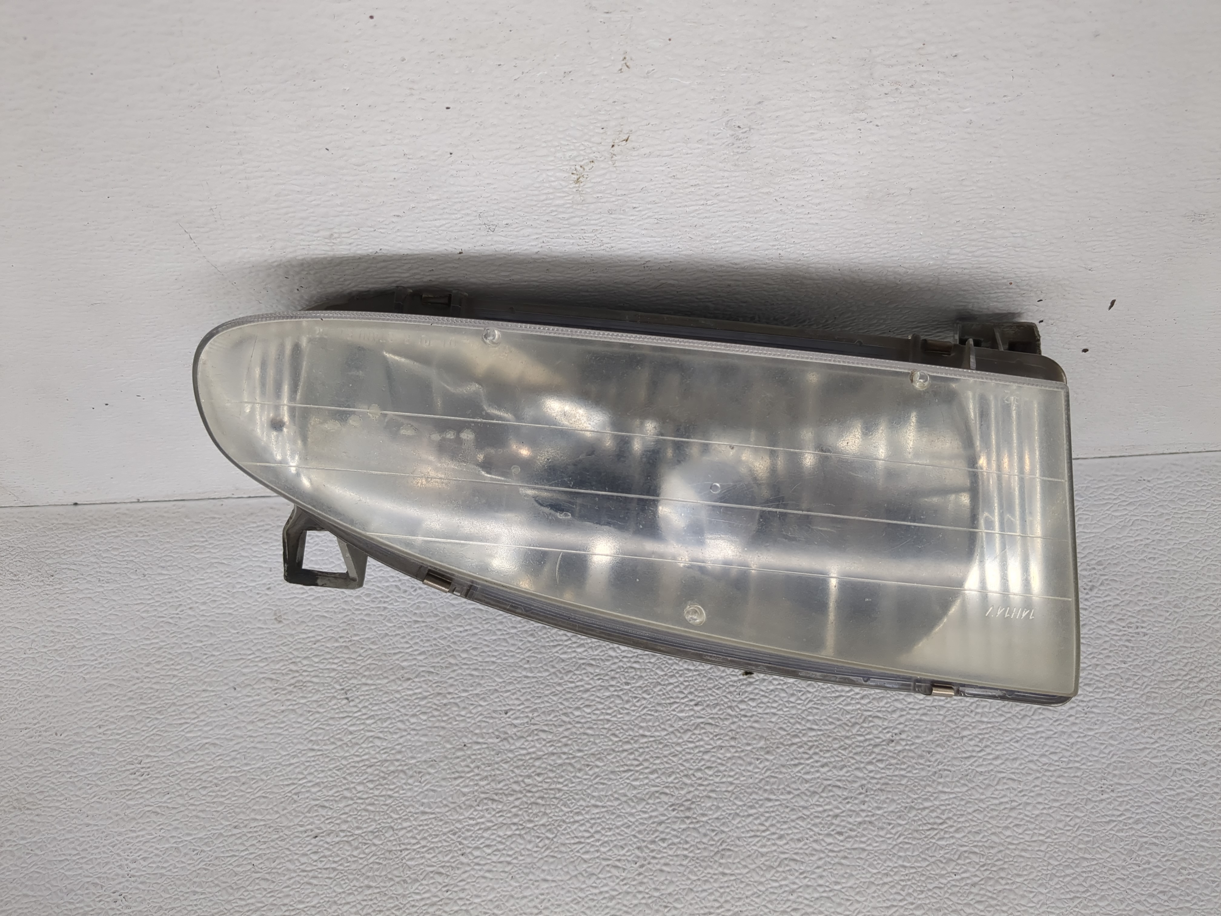 1998-2002 Chevrolet Prizm Driver Left Oem Head Light Headlight Lamp 1192434 - Oemusedautoparts1.com