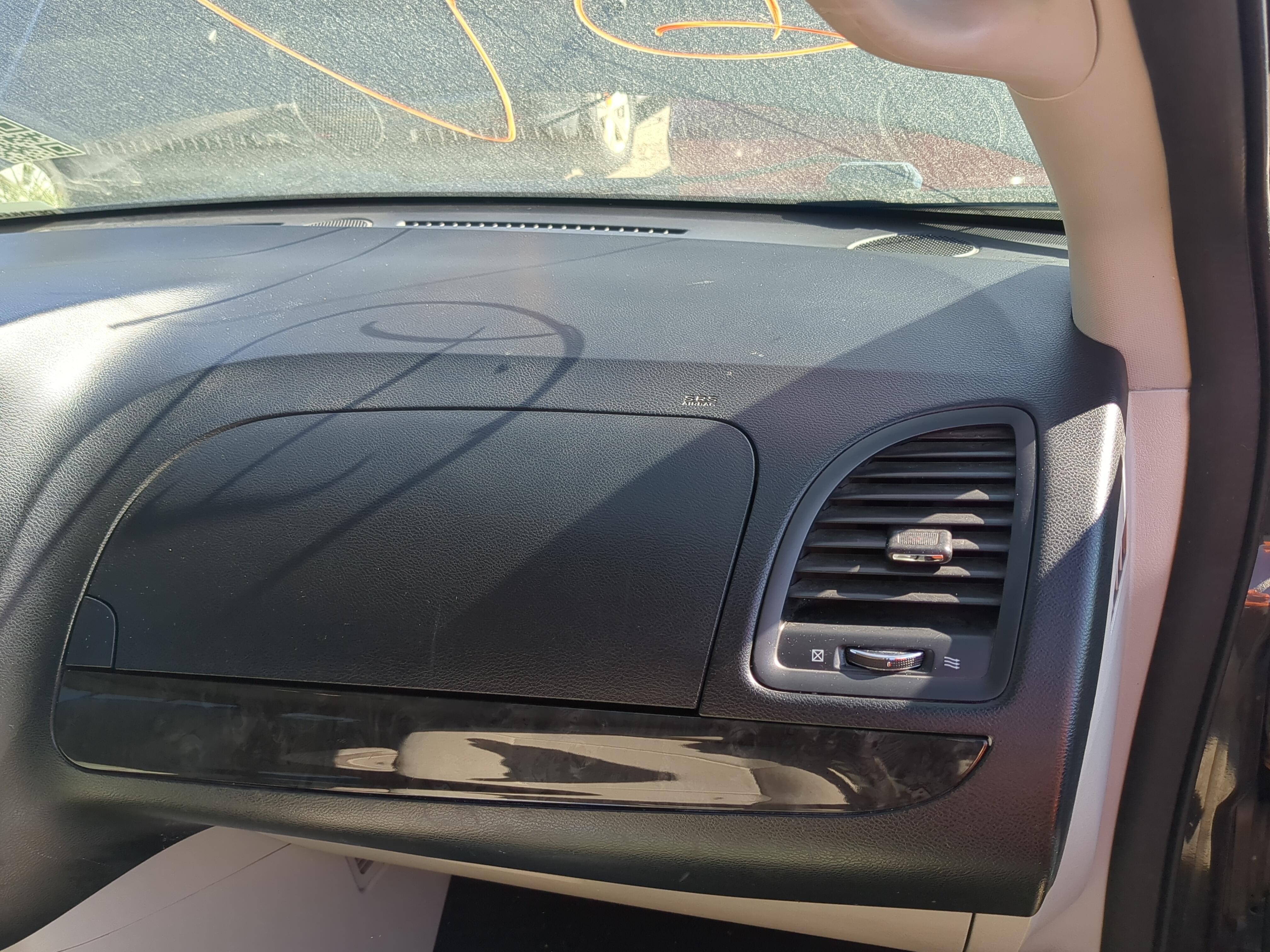 2013-2020 Dodge Grand Caravan Air Bag Passenger Right Dashboard Oem 1192450 - Oemusedautoparts1.com