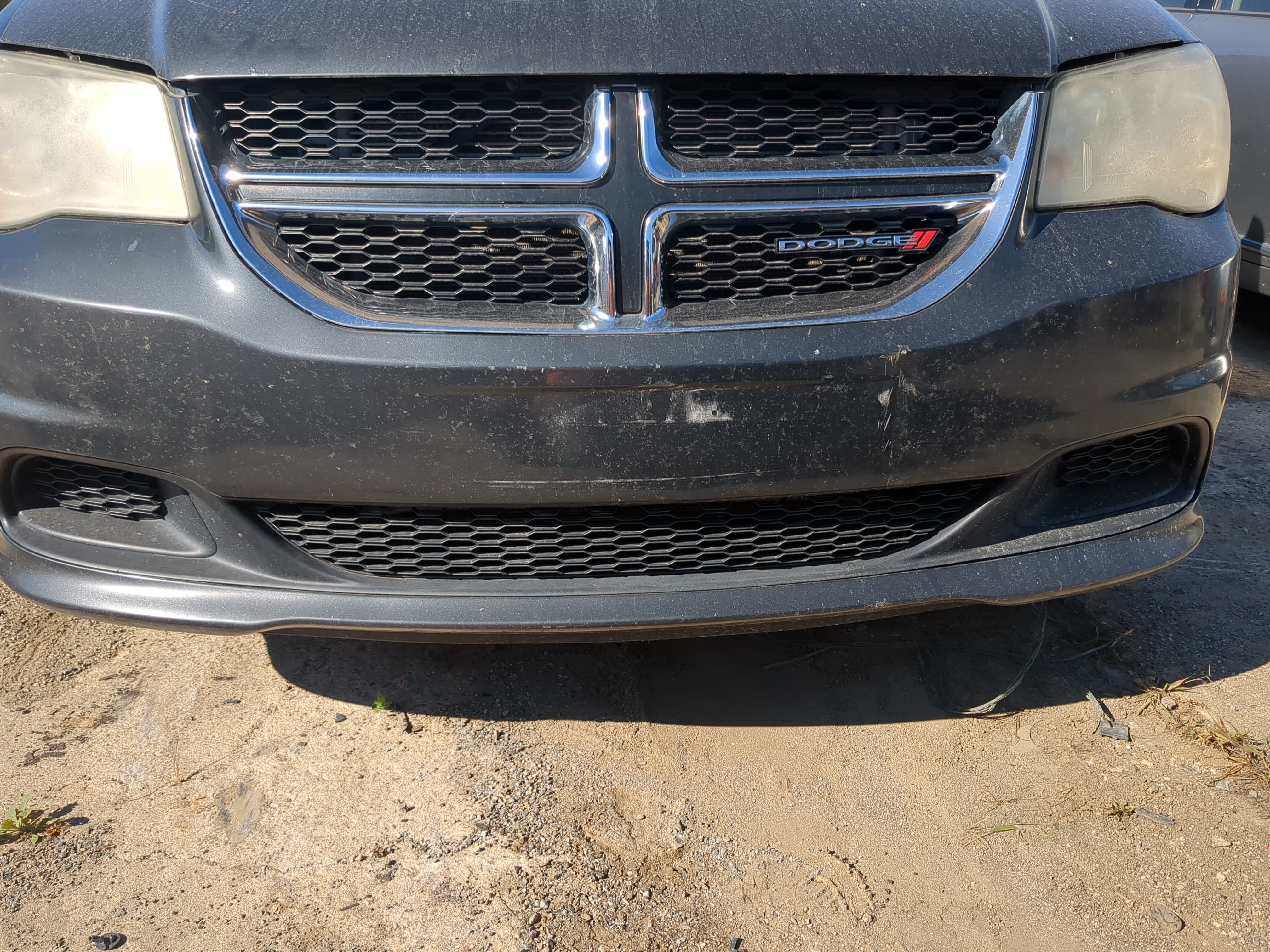 2011-2020 Dodge Grand Caravan Front Bumper - Oem 1192490 - Oemusedautoparts1.com