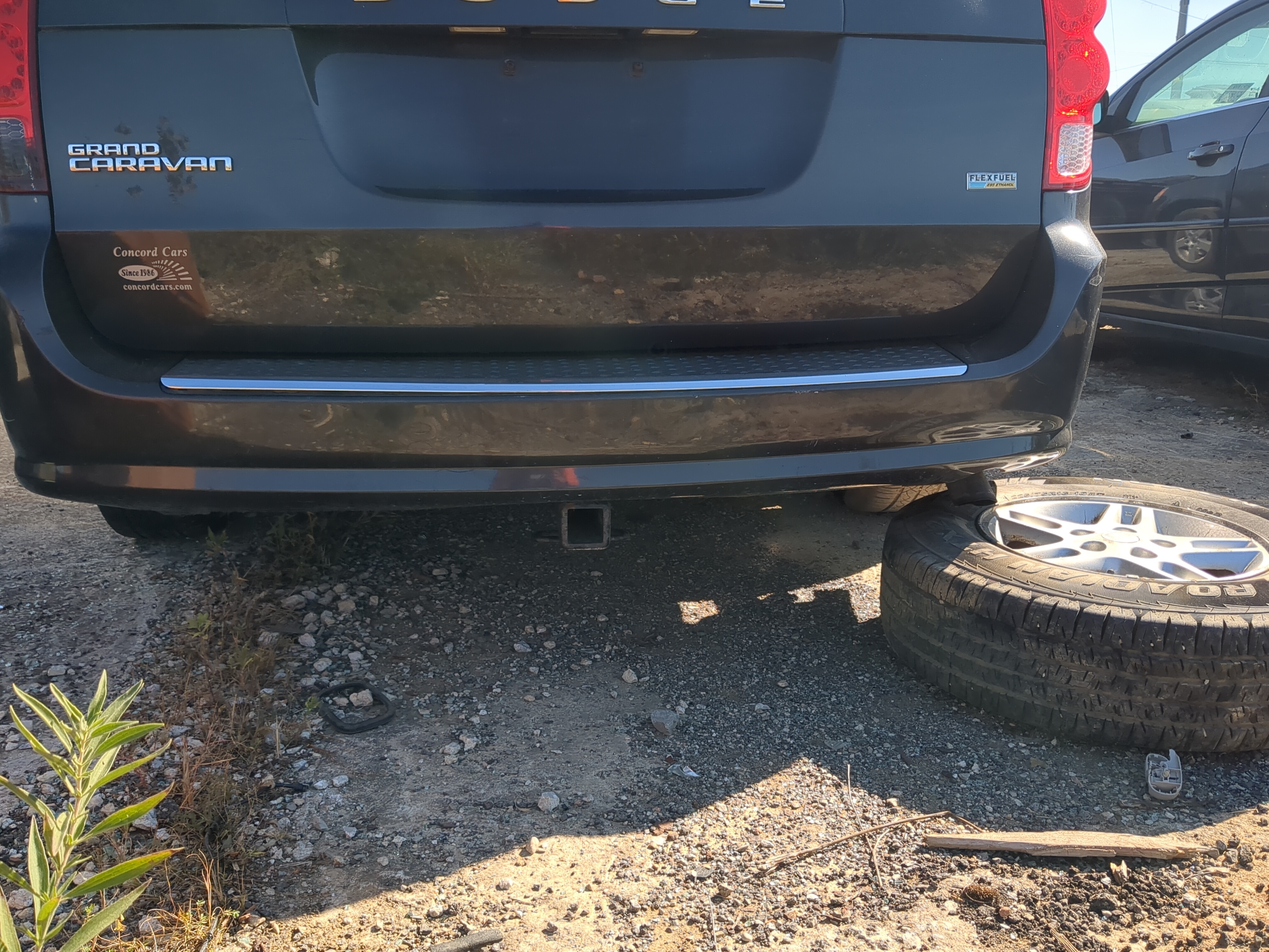 2011-2020 Dodge Grand Caravan Rear Bumper Assembly Oem 1192557 - Oemusedautoparts1.com