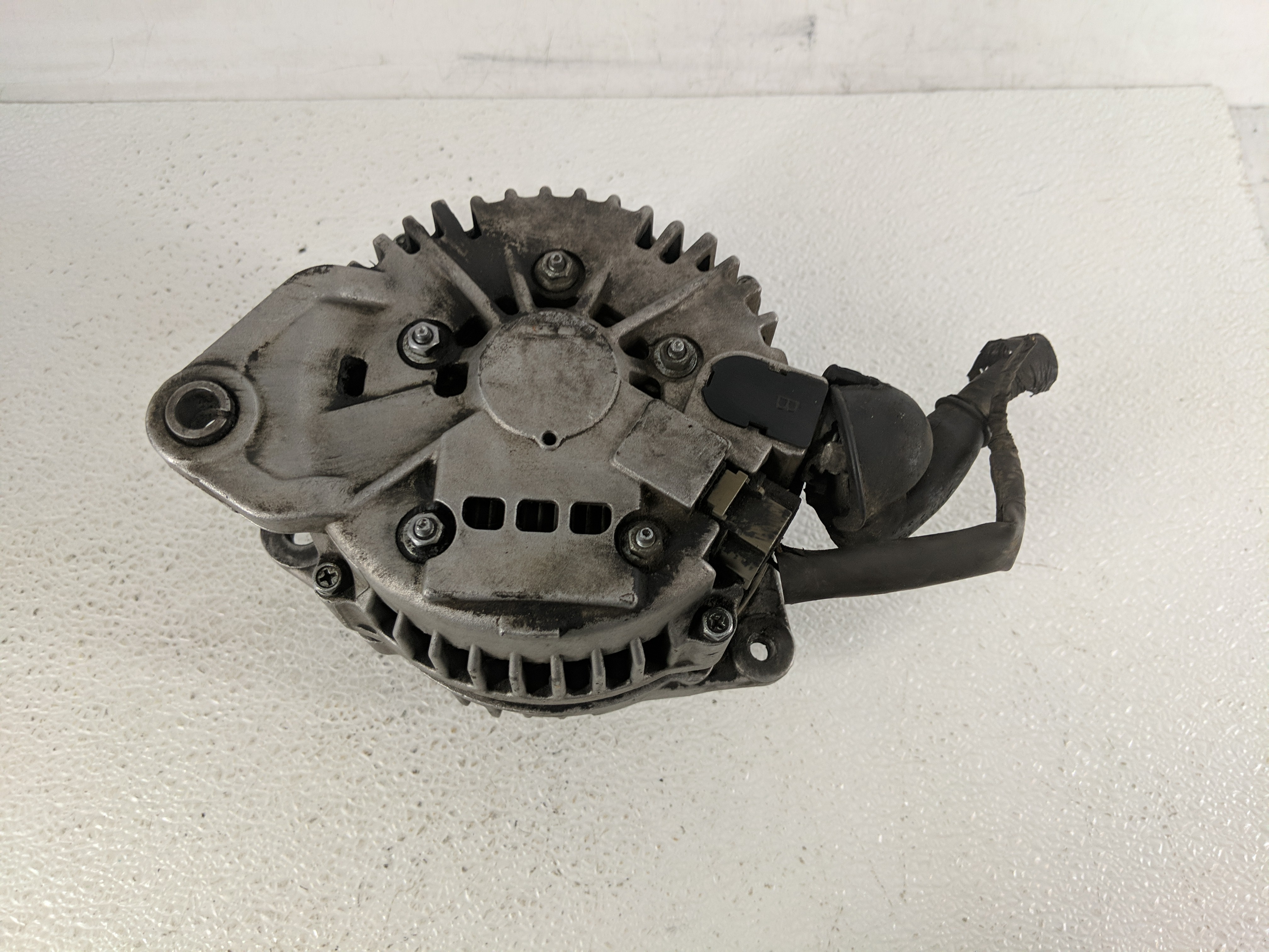 2002 Nissan Altima Alternator Generator Charging Assembly Engine Oem 1192853 - Oemusedautoparts1.com
