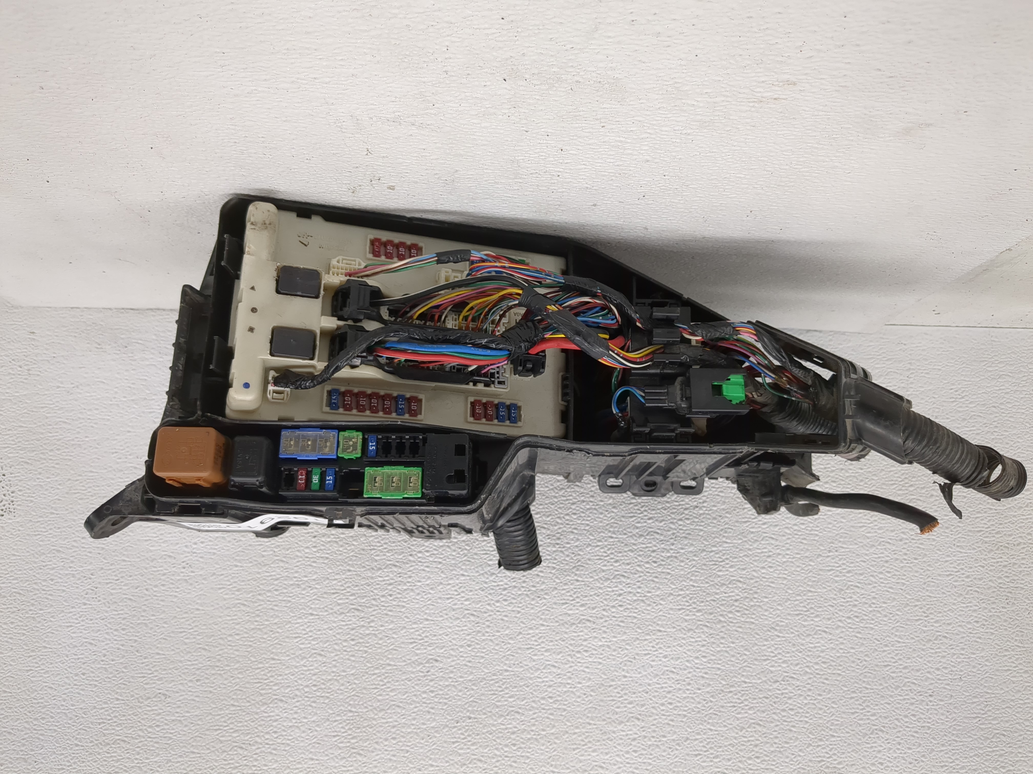 2012-2012 Dodge Grand Caravan Fusebox Fuse Box Relay Module Tipm 1192910 - Oemusedautoparts1.com