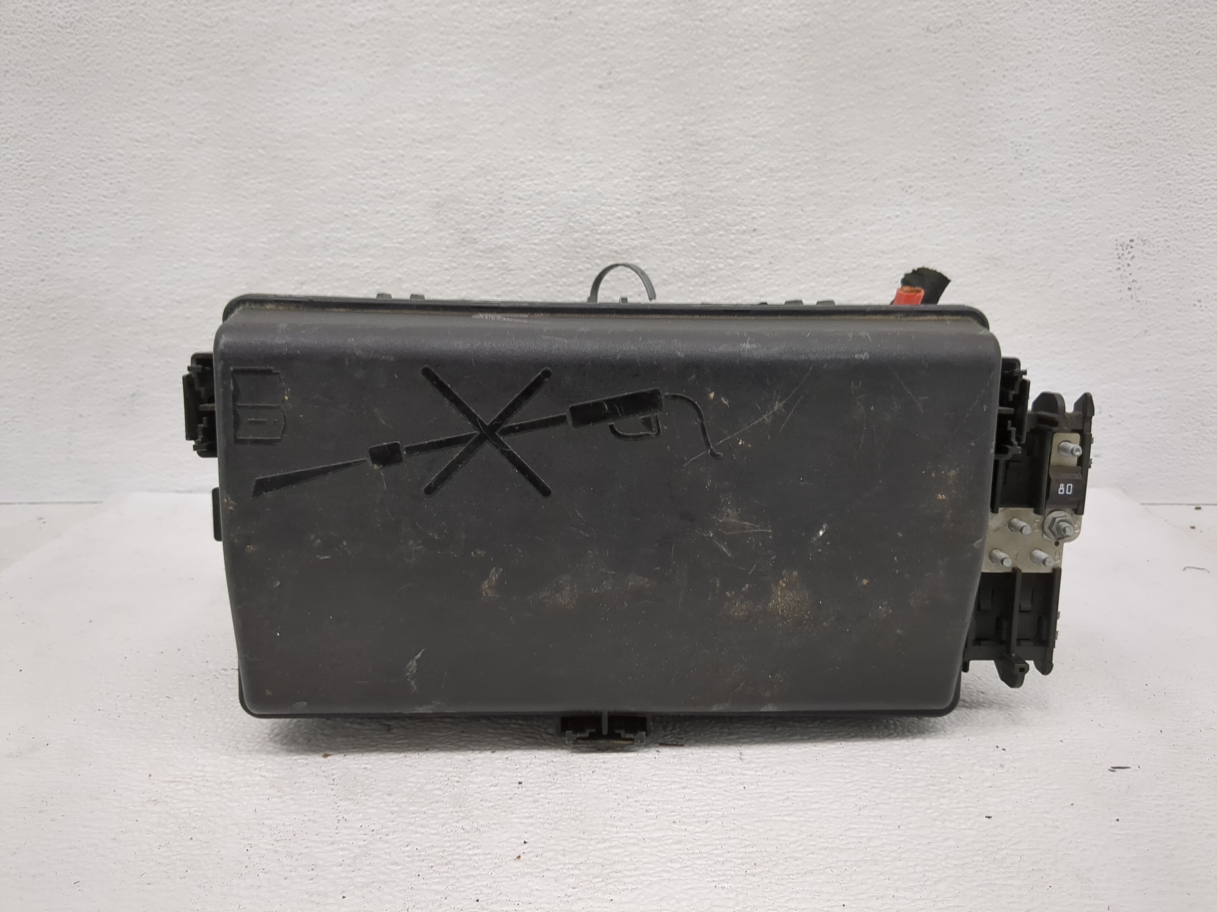 2013-2013 Chevrolet Malibu Fusebox Fuse Box Relay Module 1192947 - Oemusedautoparts1.com