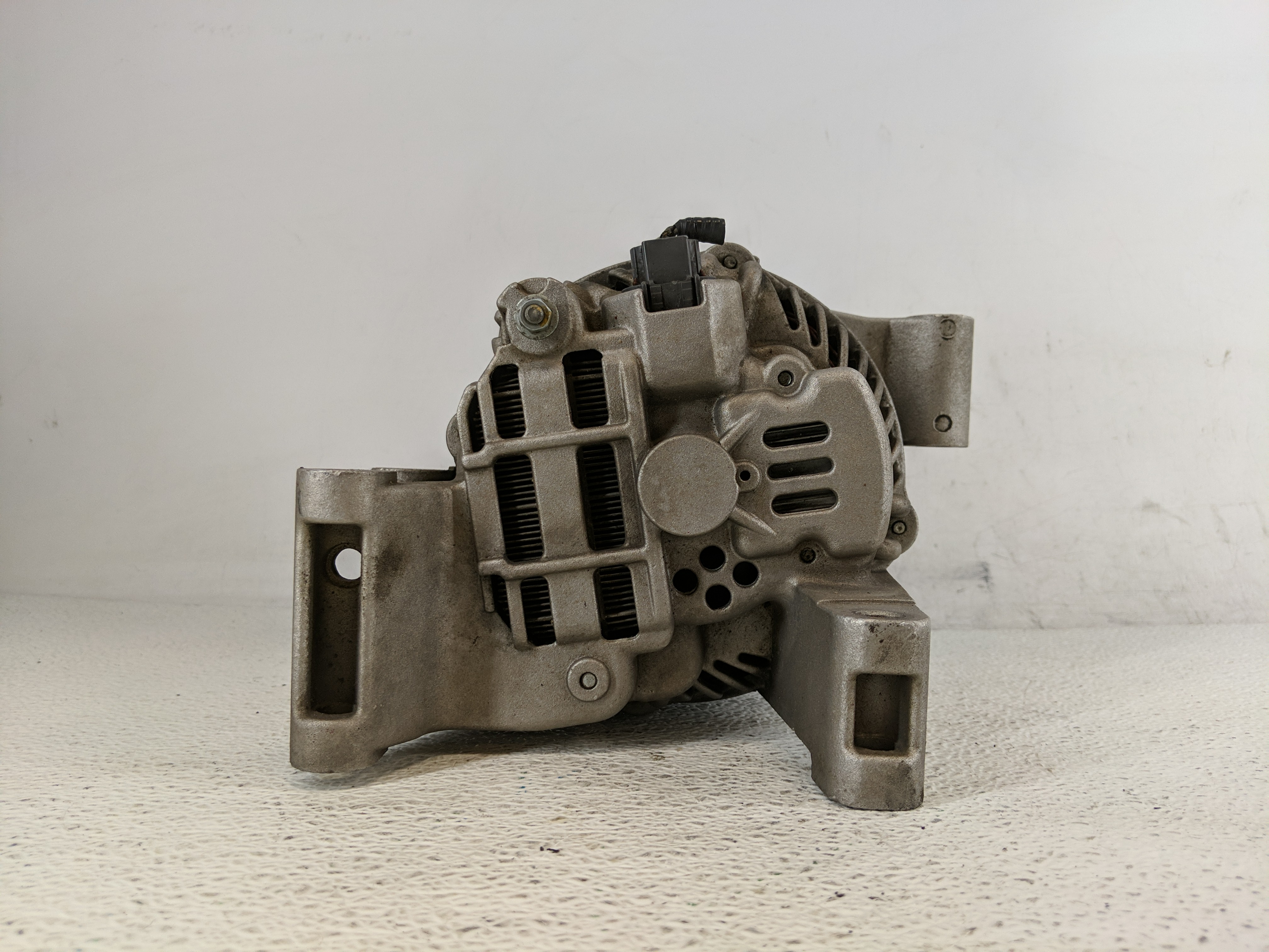 2006-2007 Mazda 5 Alternator Generator Charging Assembly Engine Oem 1192995 - Oemusedautoparts1.com