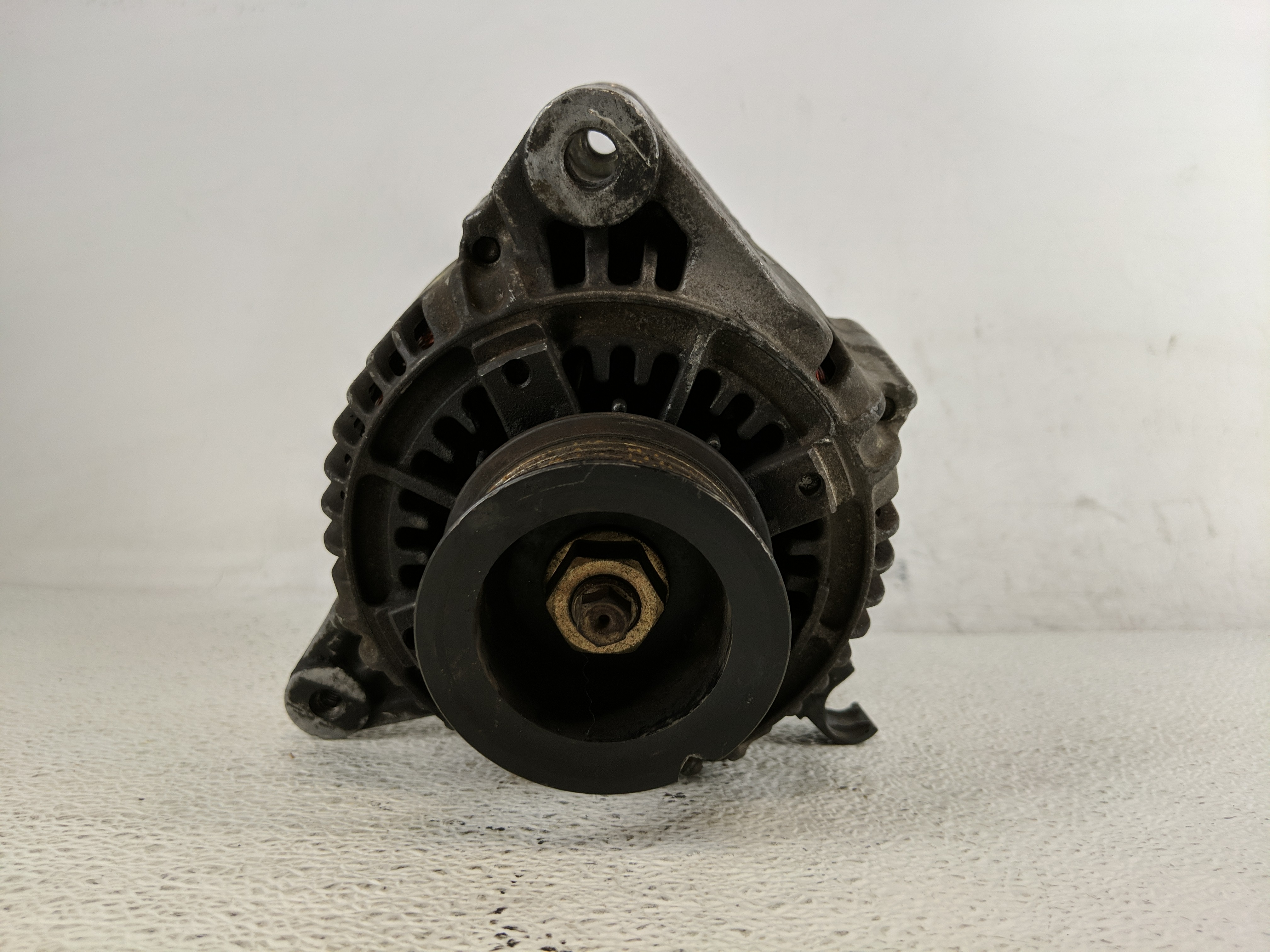 1998 Toyota Sienna Alternator Generator Charging Assembly Engine Oem 1193002 - Oemusedautoparts1.com