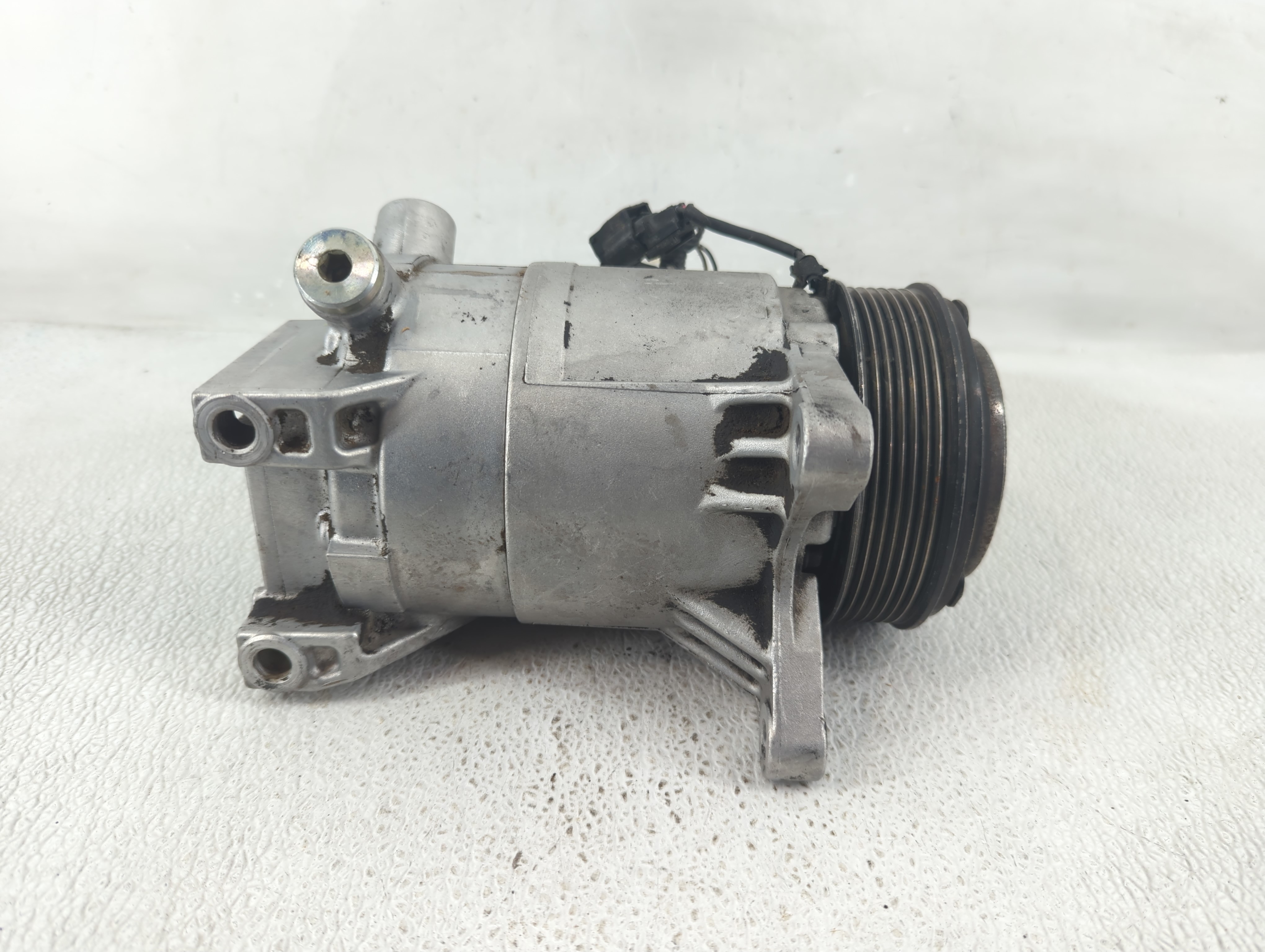 Picture of 2009-2014 Nissan Maxima Air Conditioning A/c Ac Compressor Oem 1193037